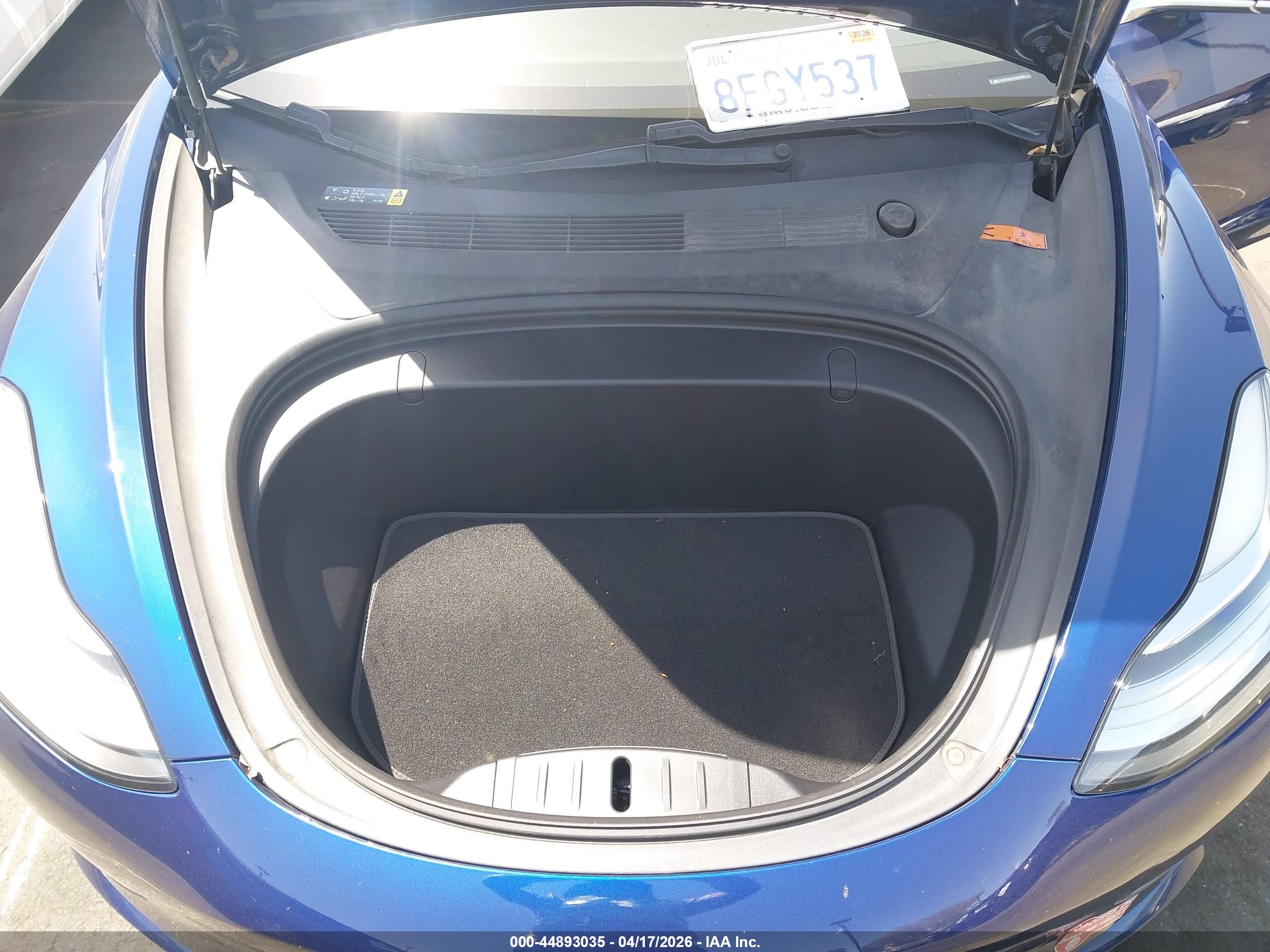 TESLA MODEL image 10