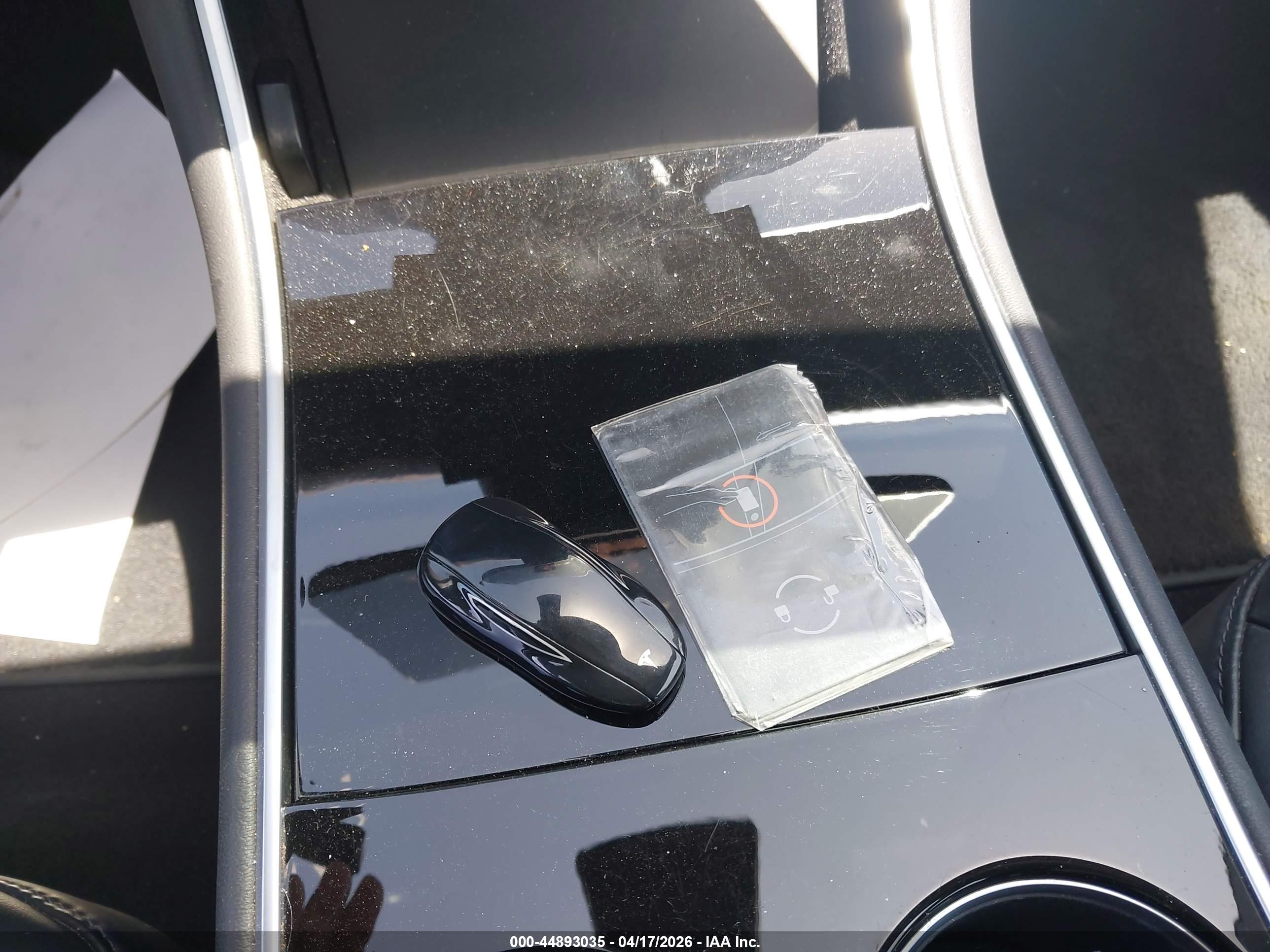 TESLA MODEL image 11