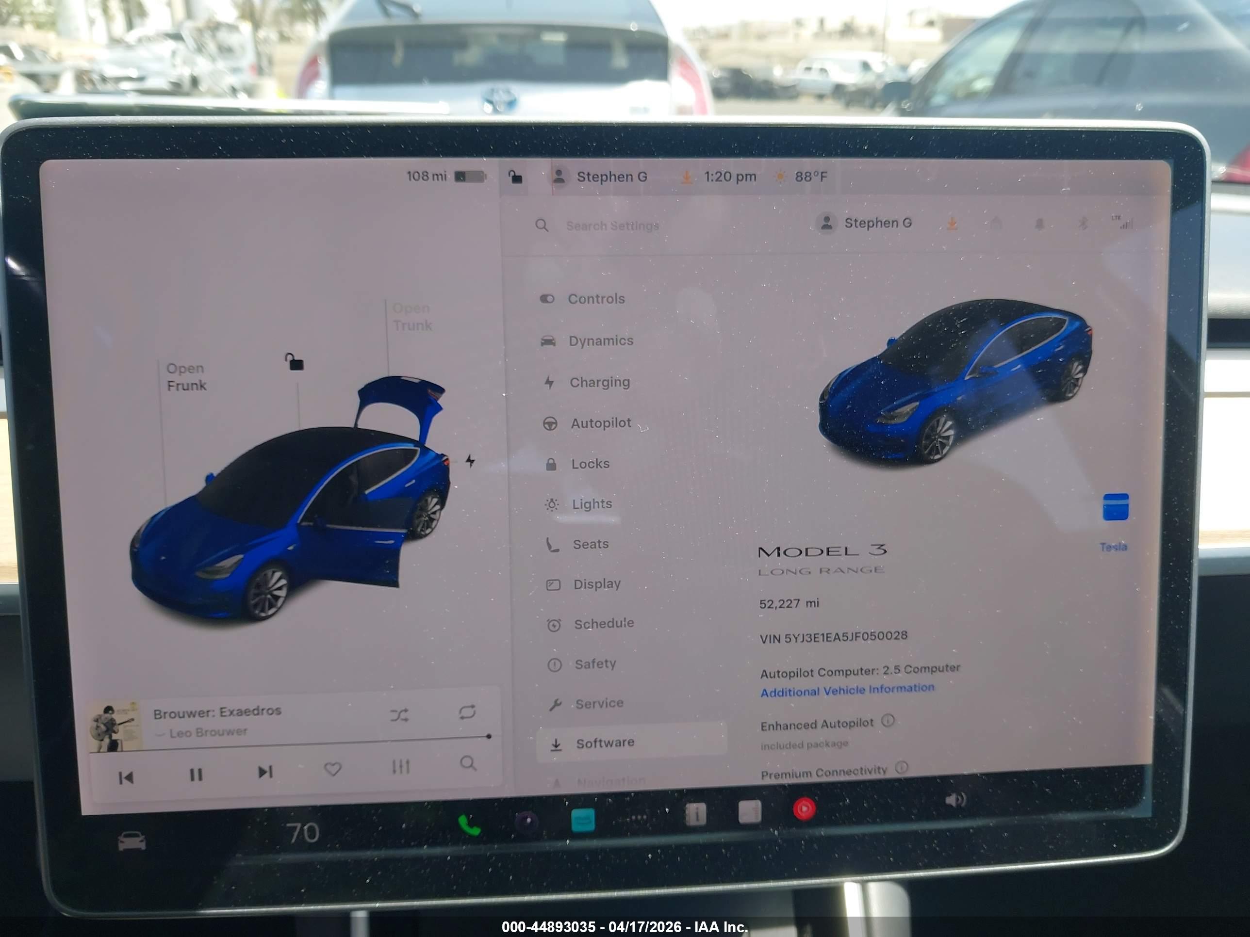TESLA MODEL image 7