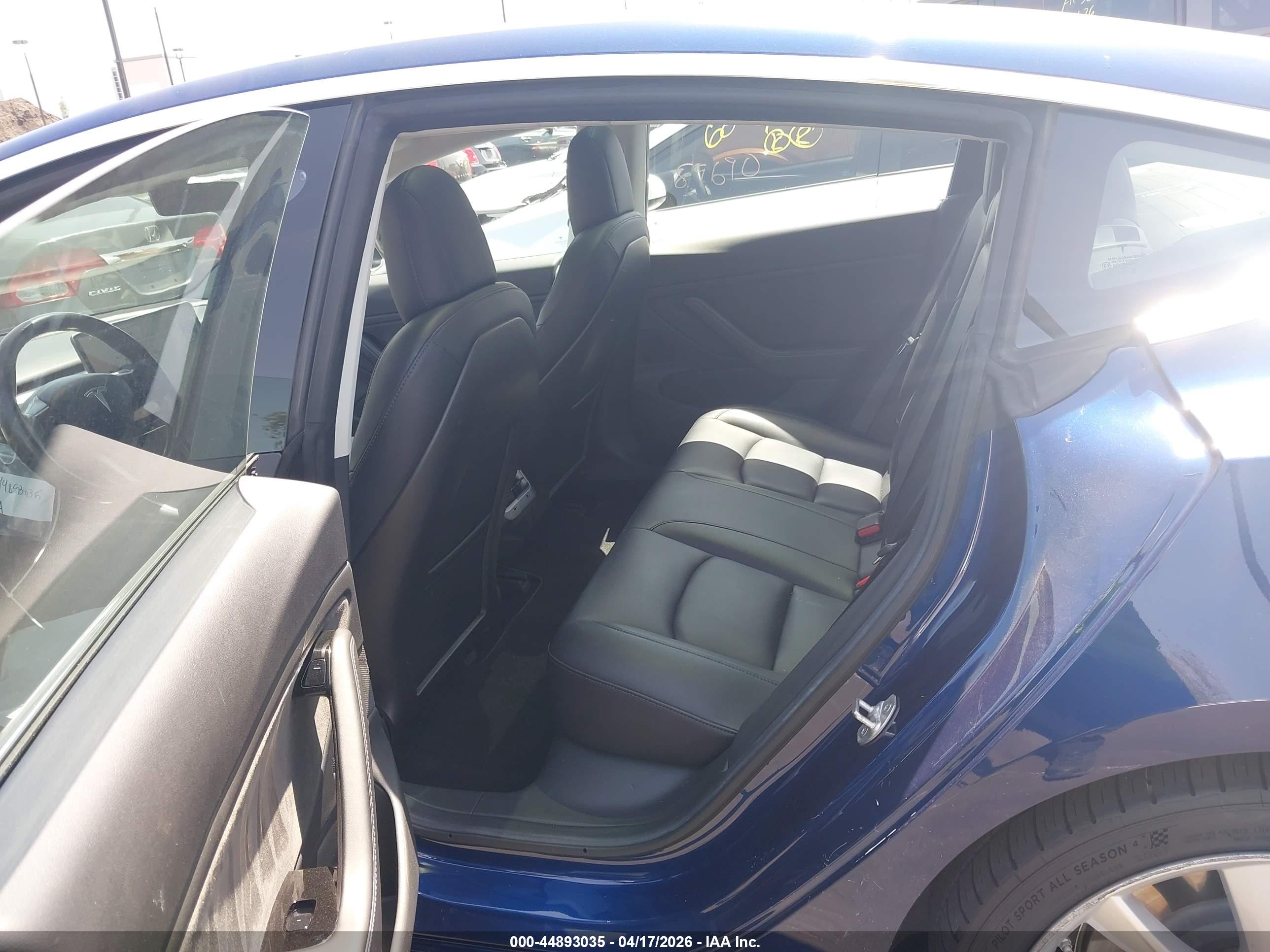 TESLA MODEL image 8
