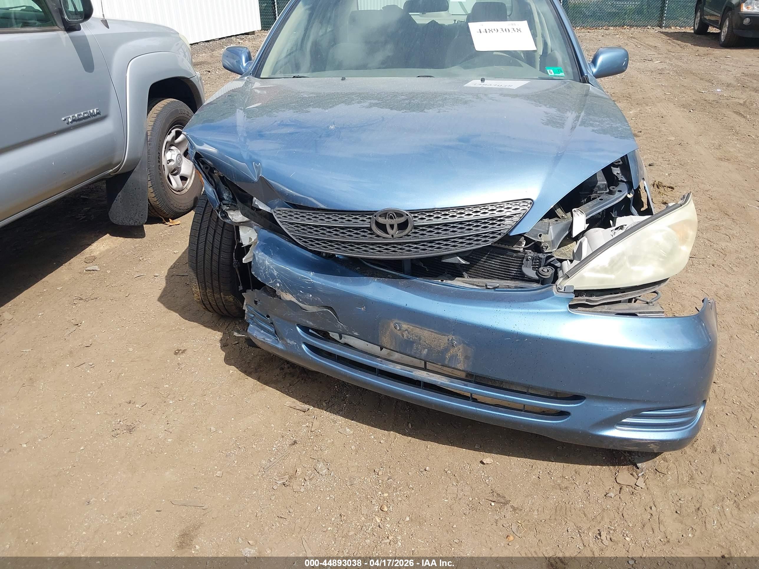 TOYOTA CAMRY image 6