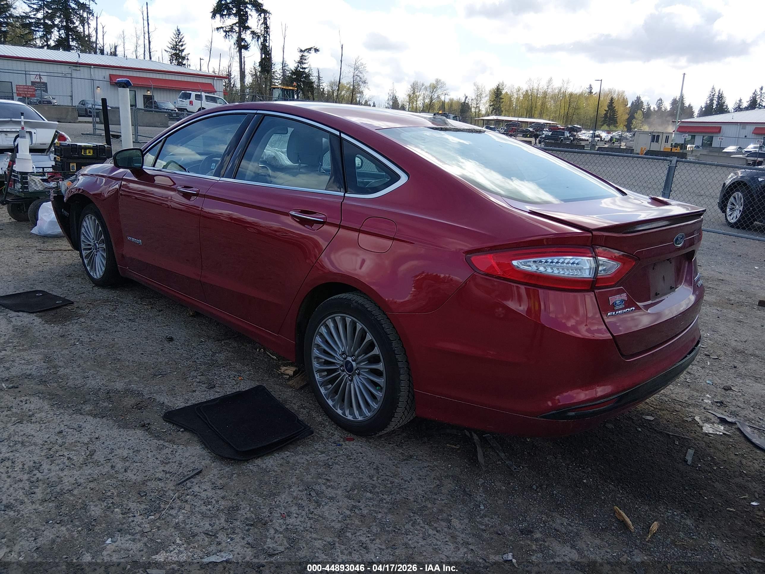 FORD FUSION image 3