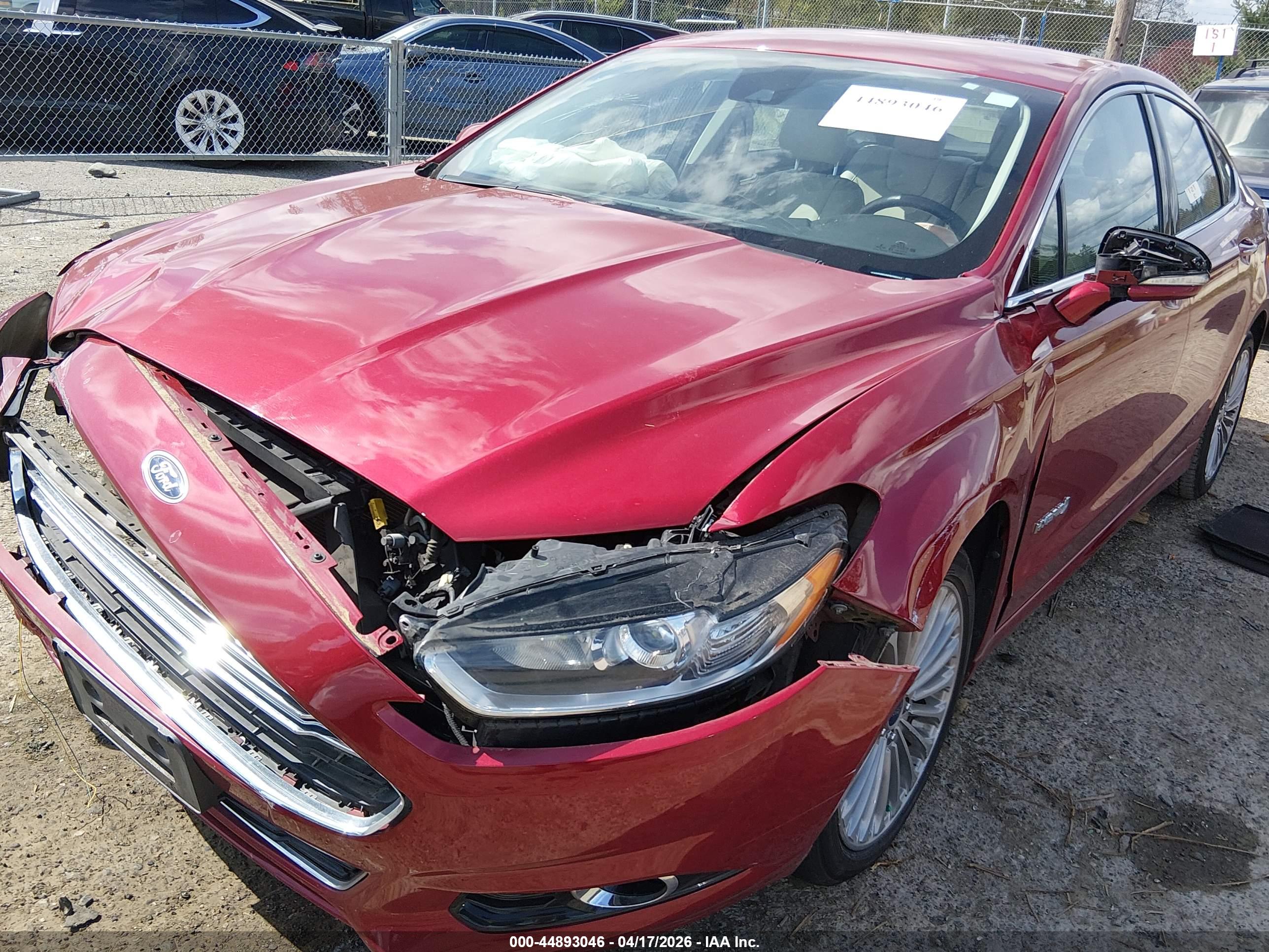 FORD FUSION image 6