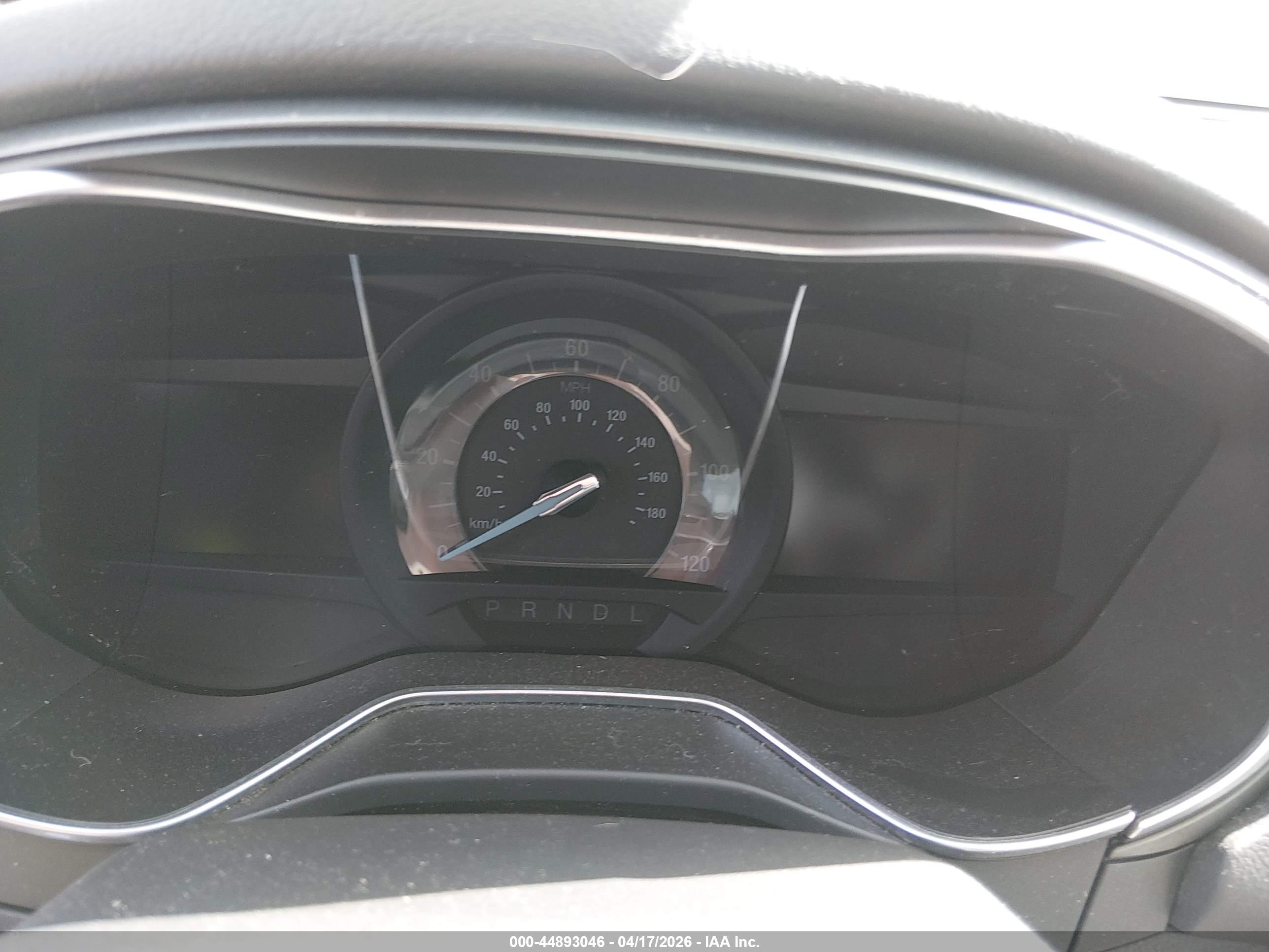 FORD FUSION image 7