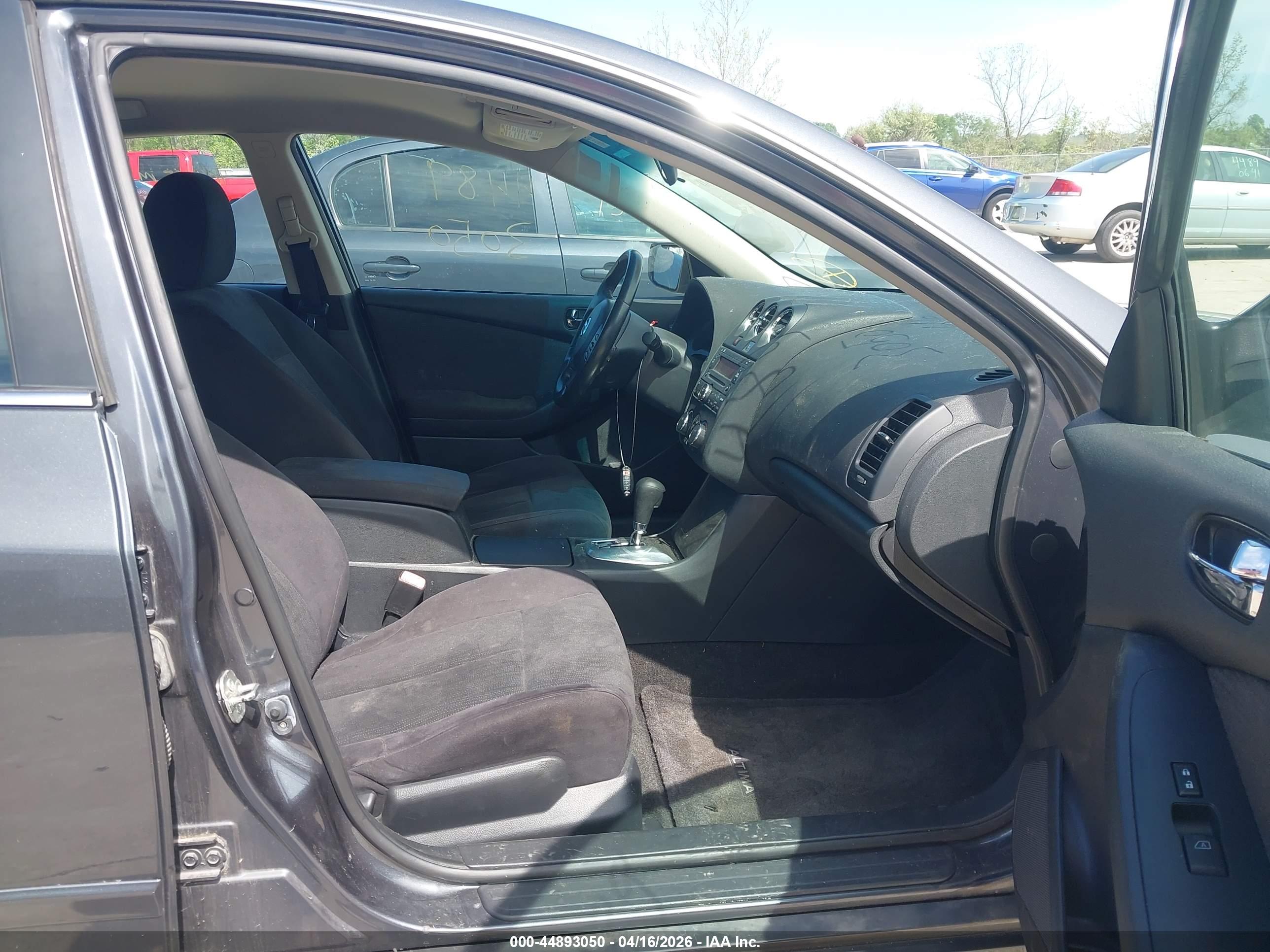 NISSAN ALTIMA image 5