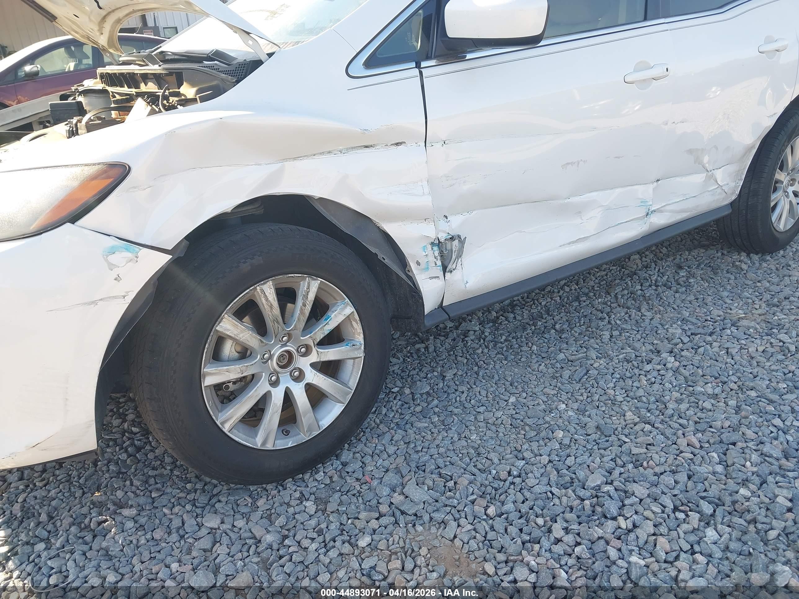 MAZDA CX-7 image 6