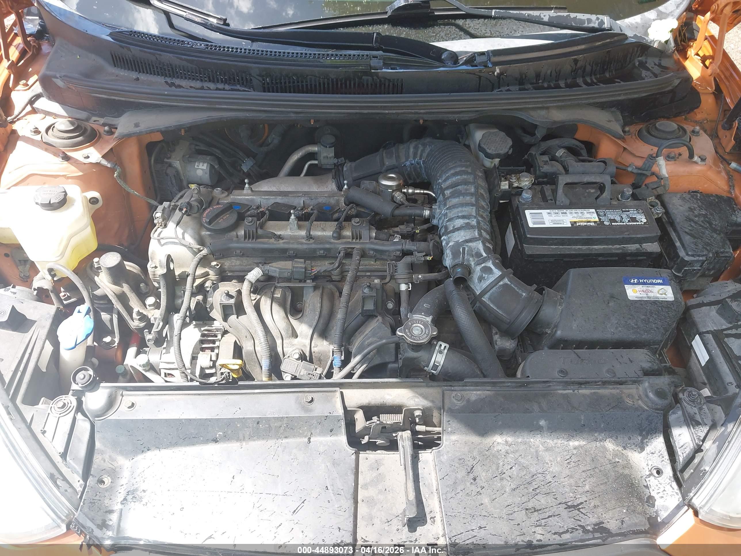 HYUNDAI VELOSTER image 10