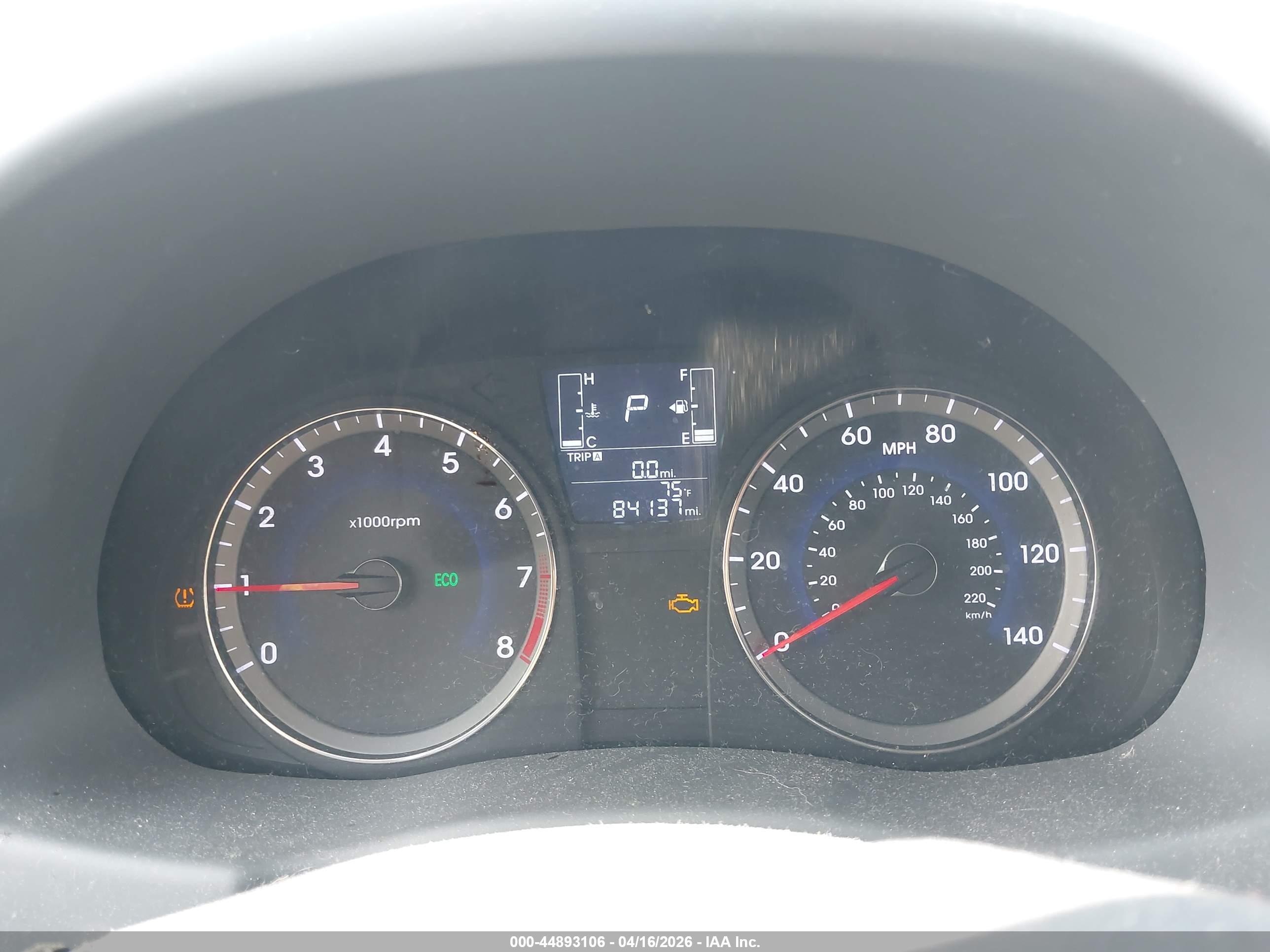 HYUNDAI ACCENT image 7