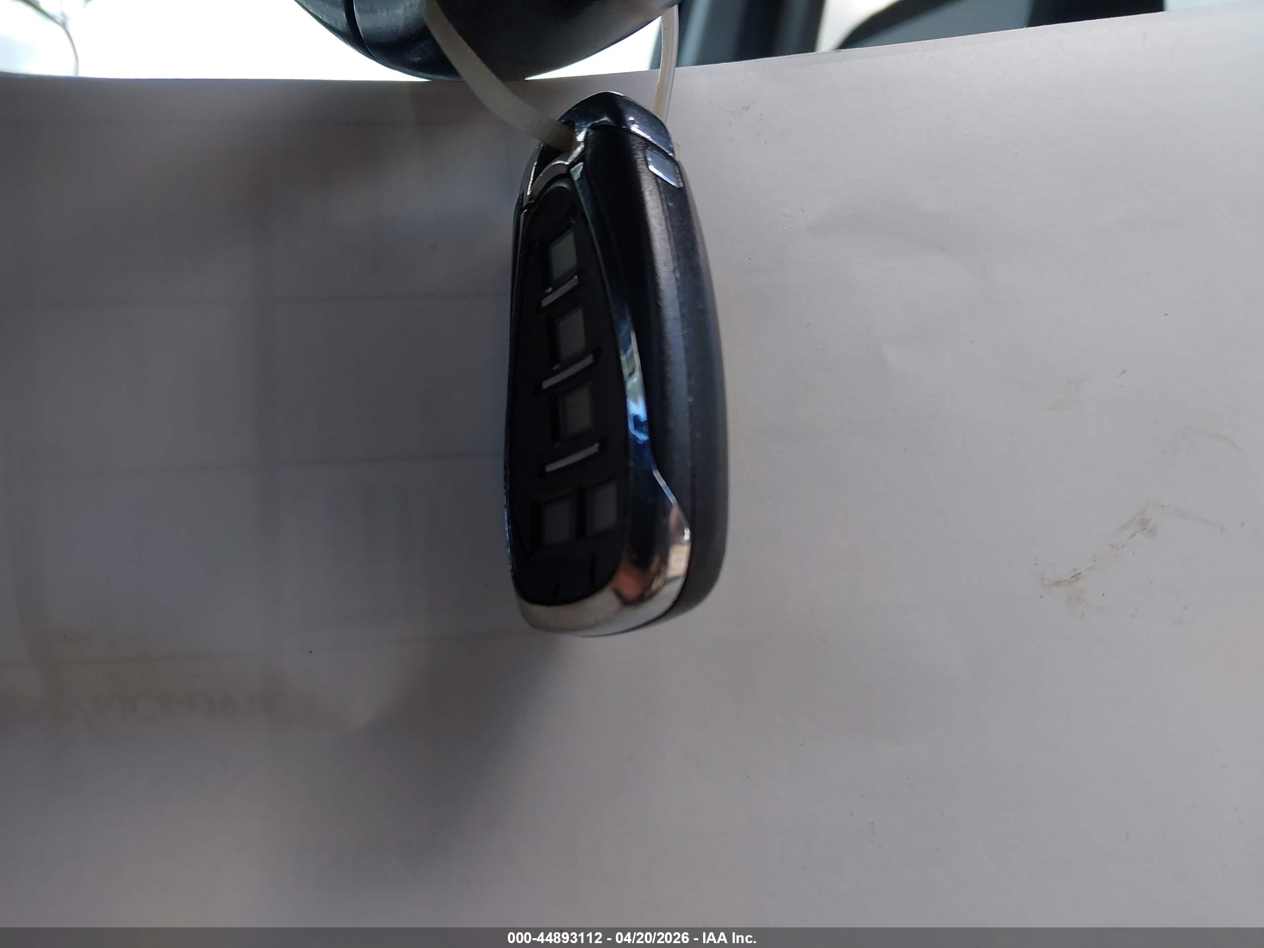 CHEVROLET EQUINOX image 11