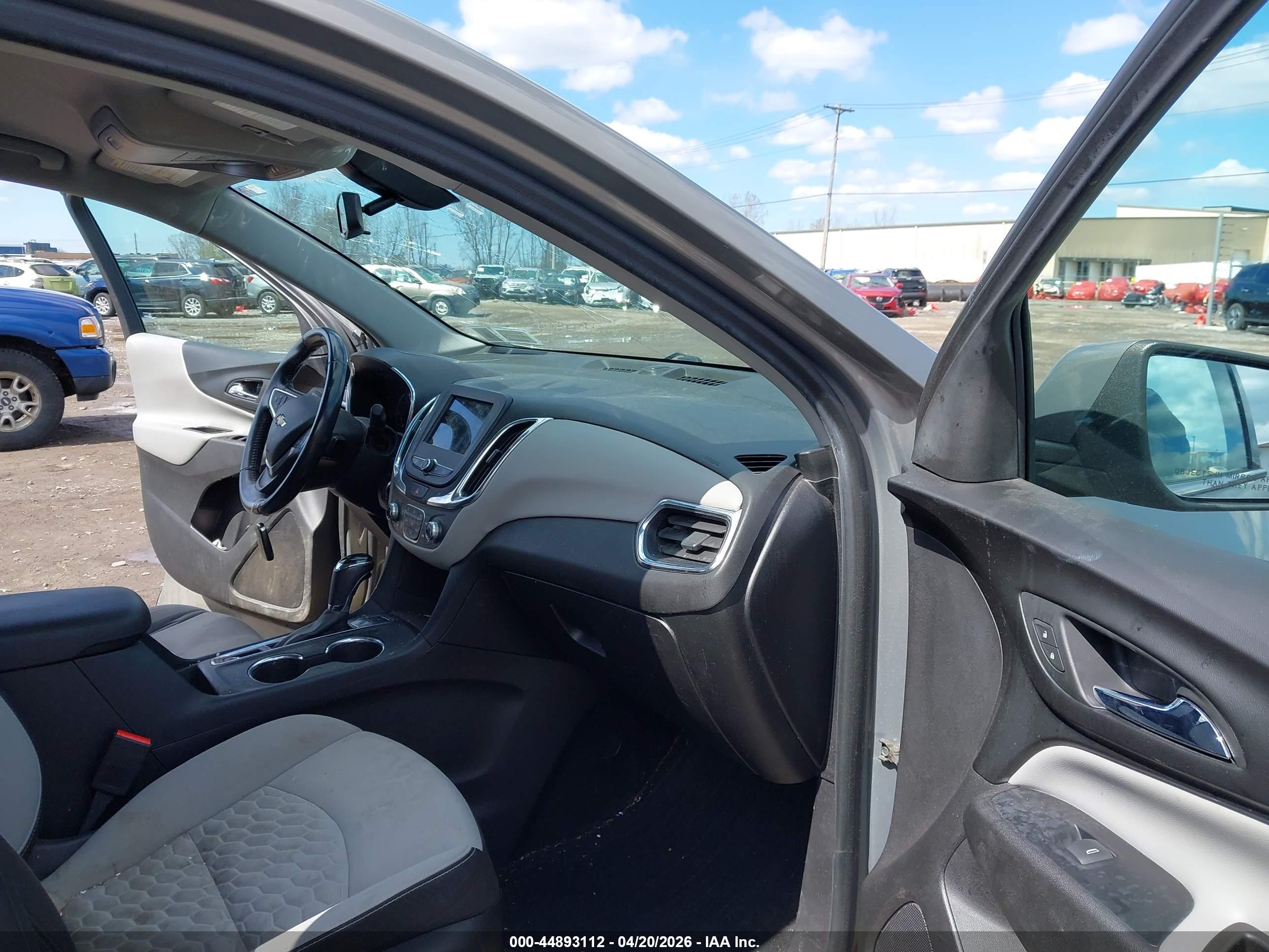 CHEVROLET EQUINOX image 5