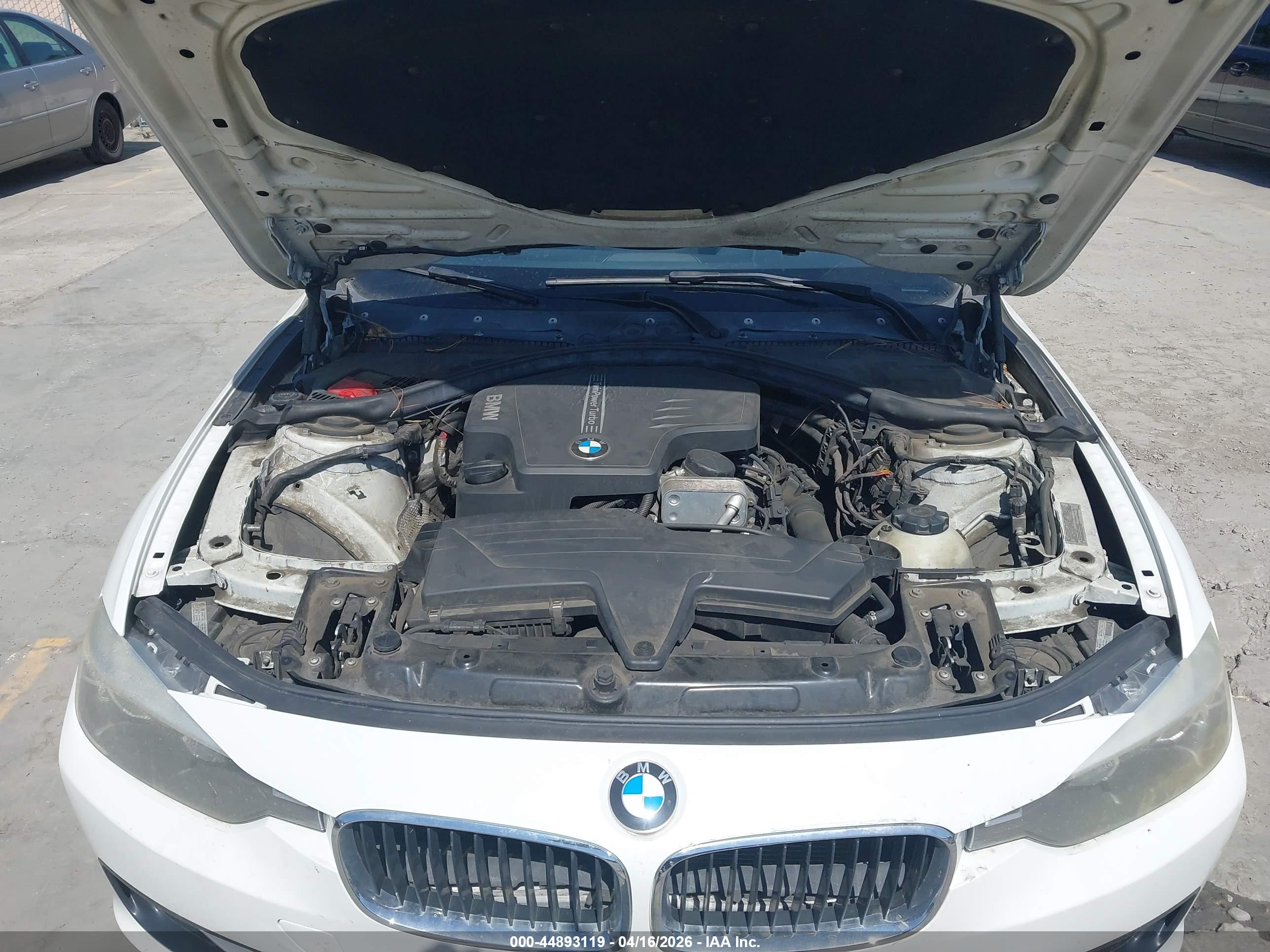 BMW 328I image 10