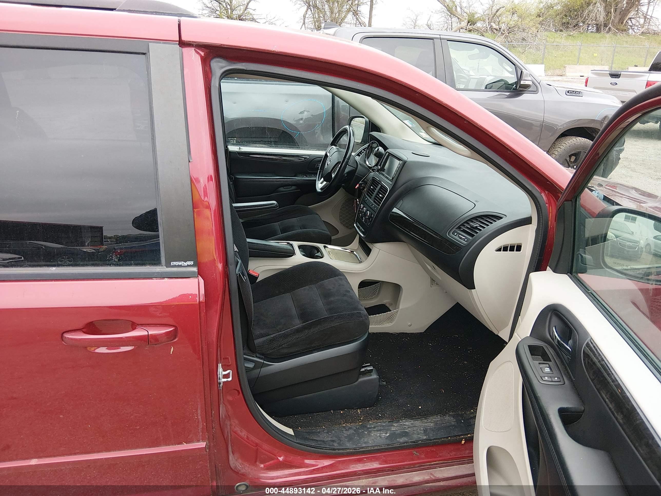 DODGE GRAND image 5