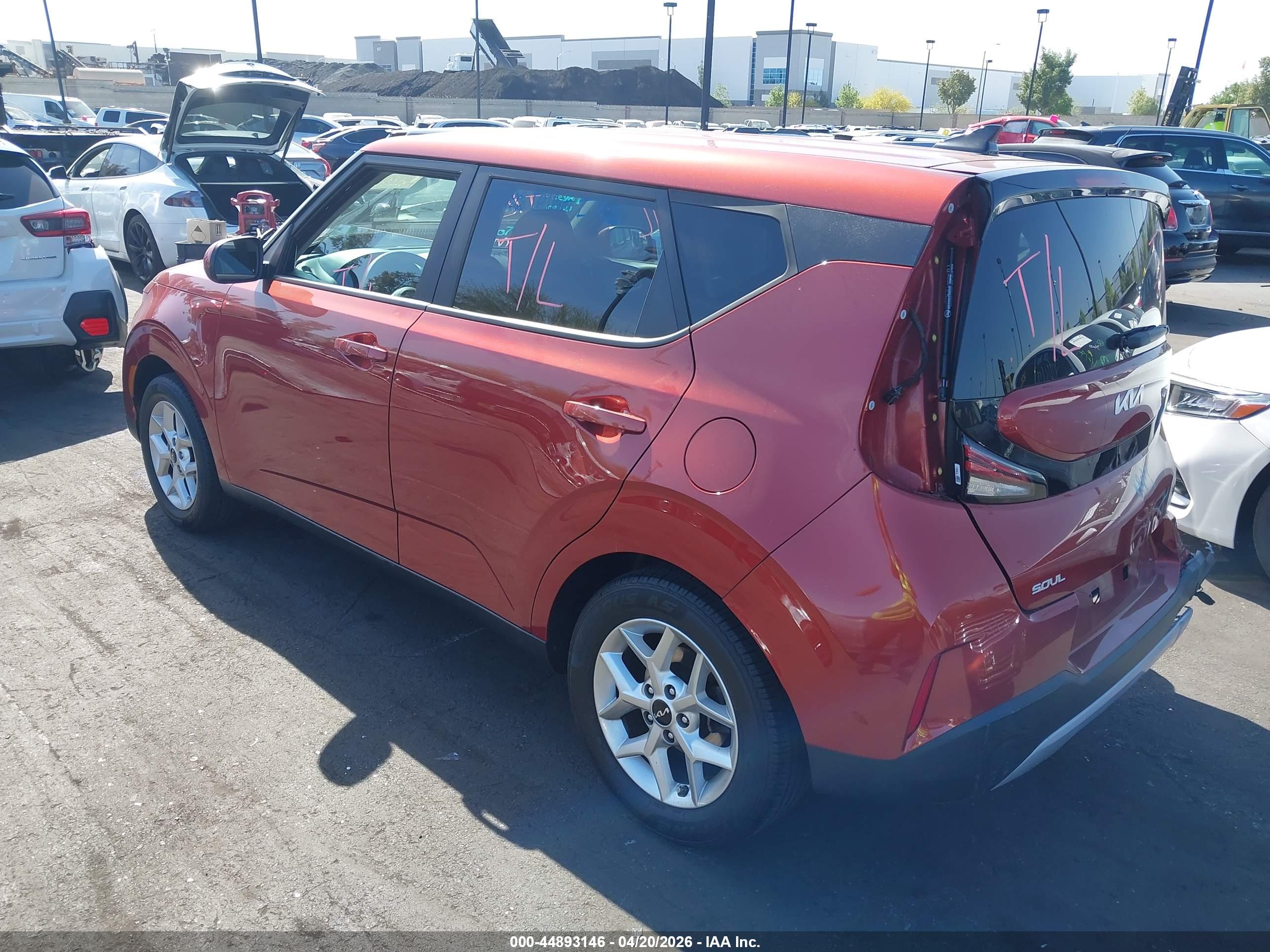 KIA SOUL image 3