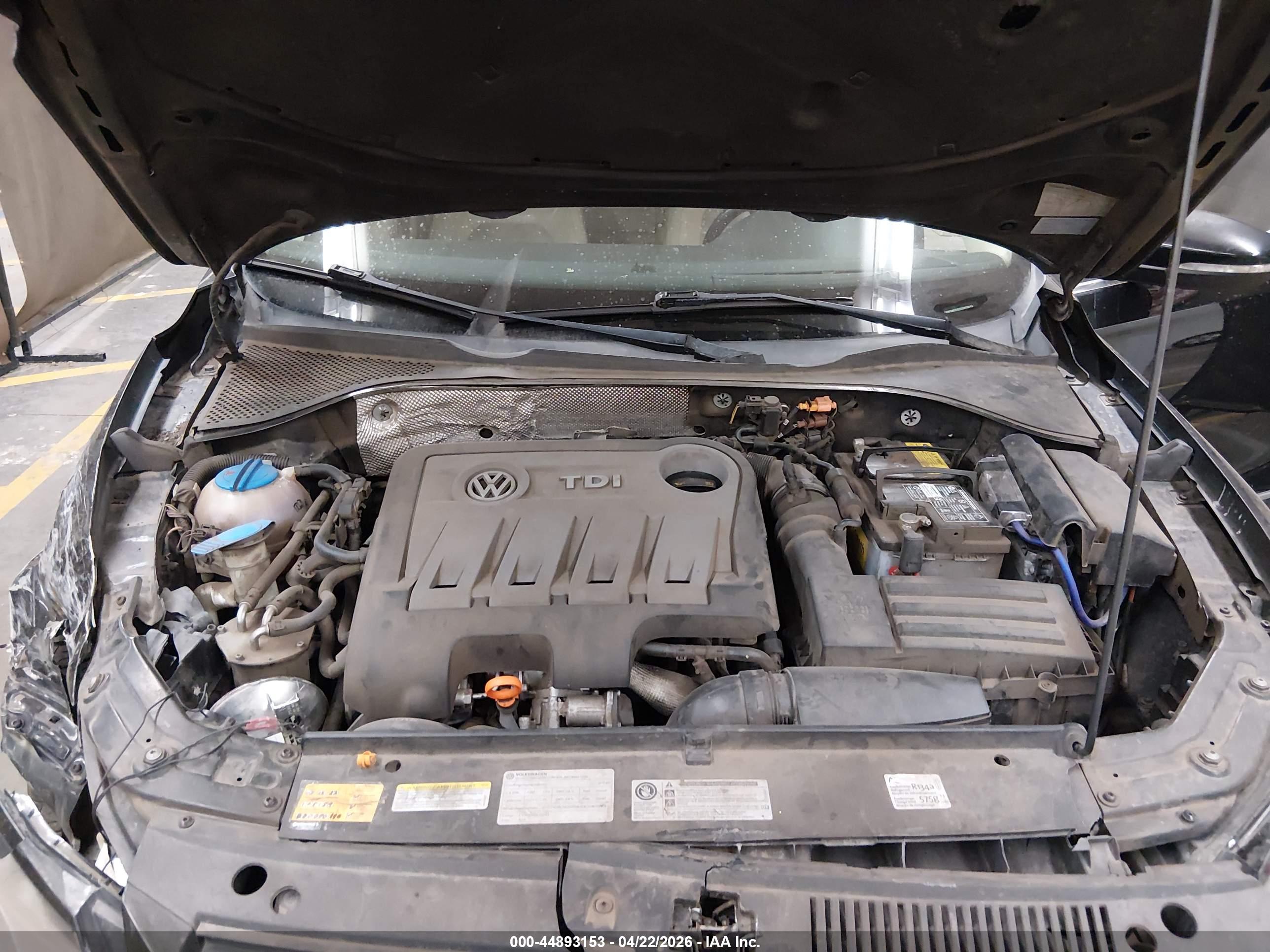 VOLKSWAGEN PASSAT image 10