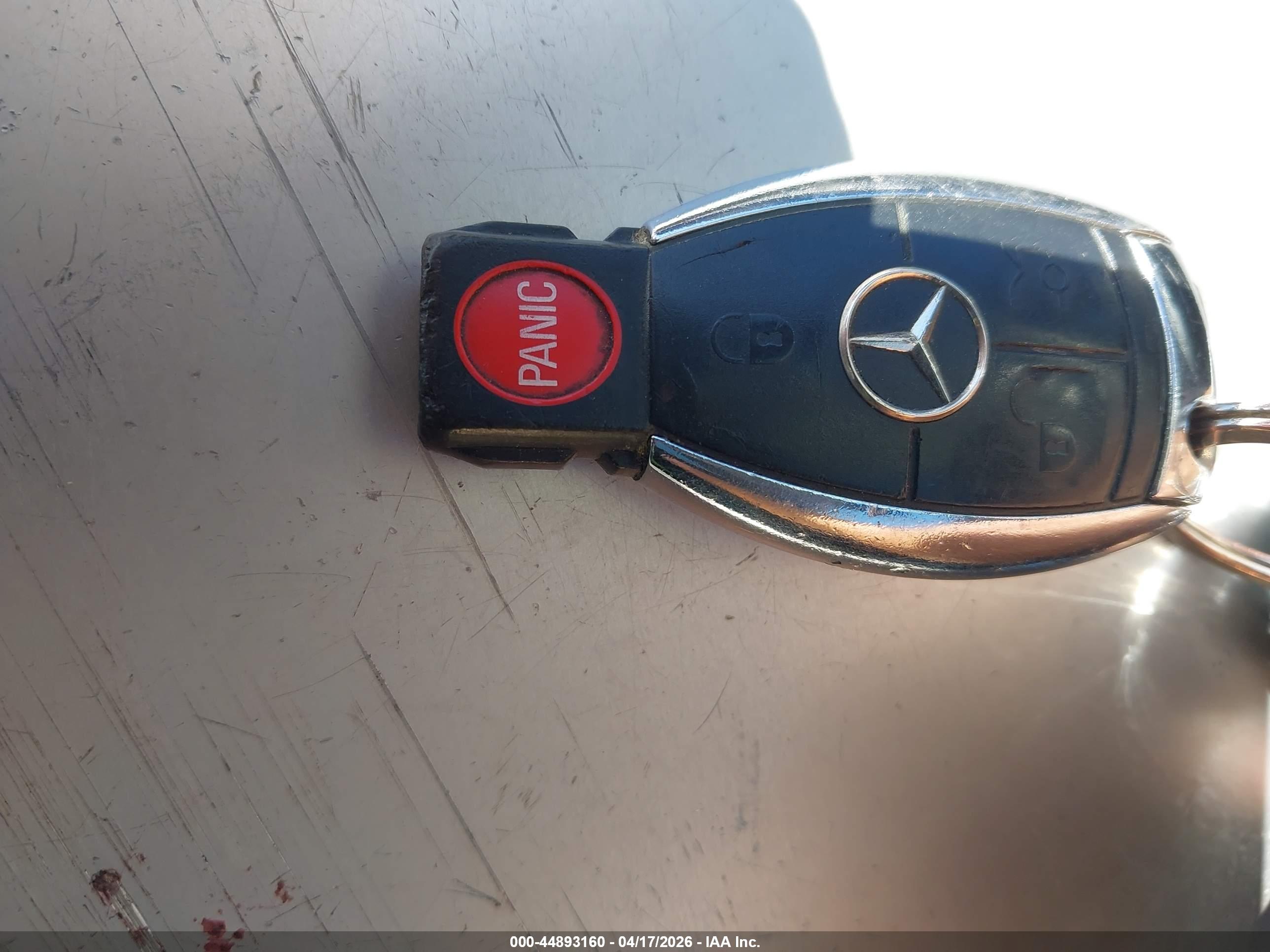 MERCEDES-BENZ CLK image 11