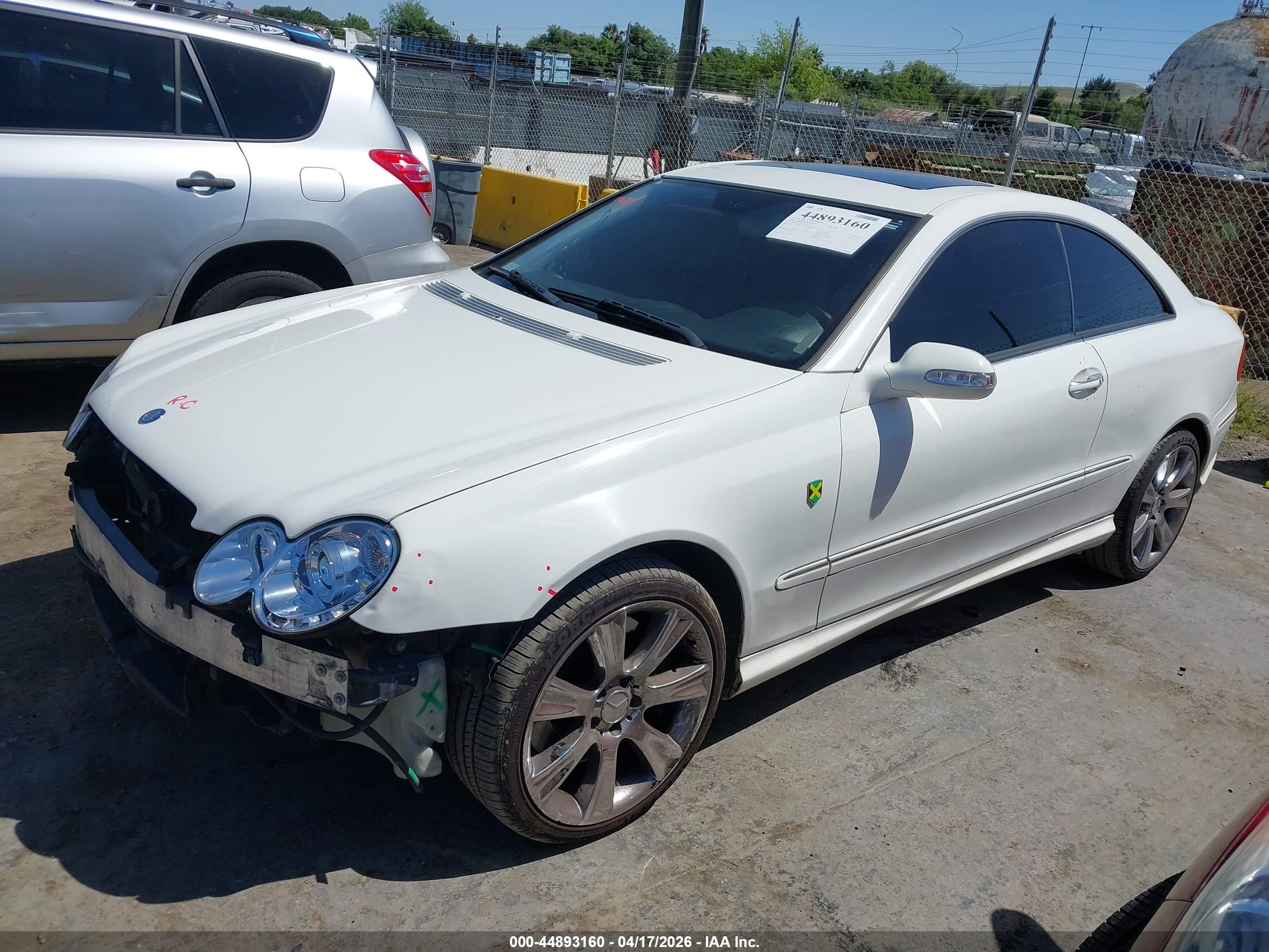 MERCEDES-BENZ CLK image 2