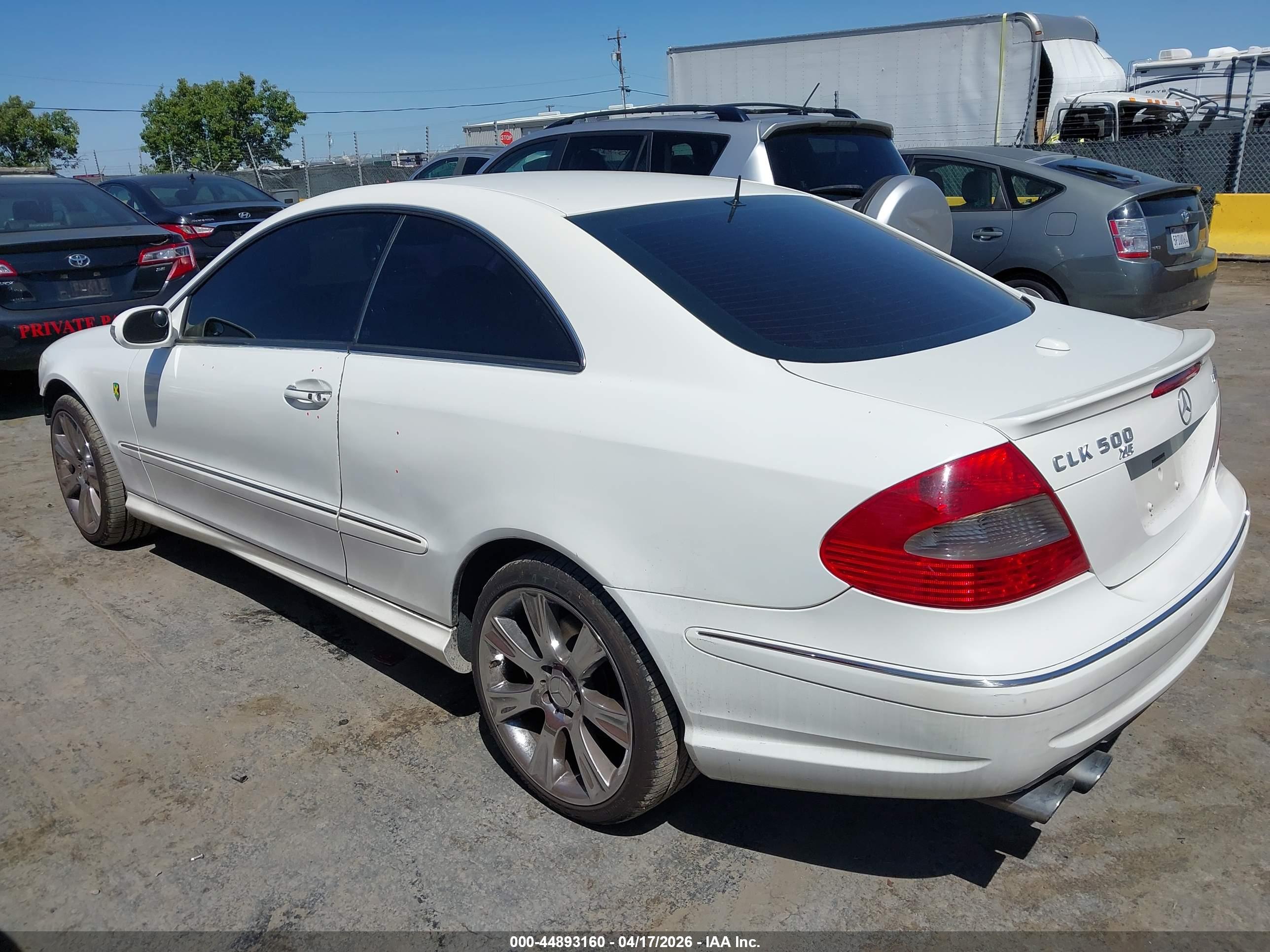 MERCEDES-BENZ CLK image 3