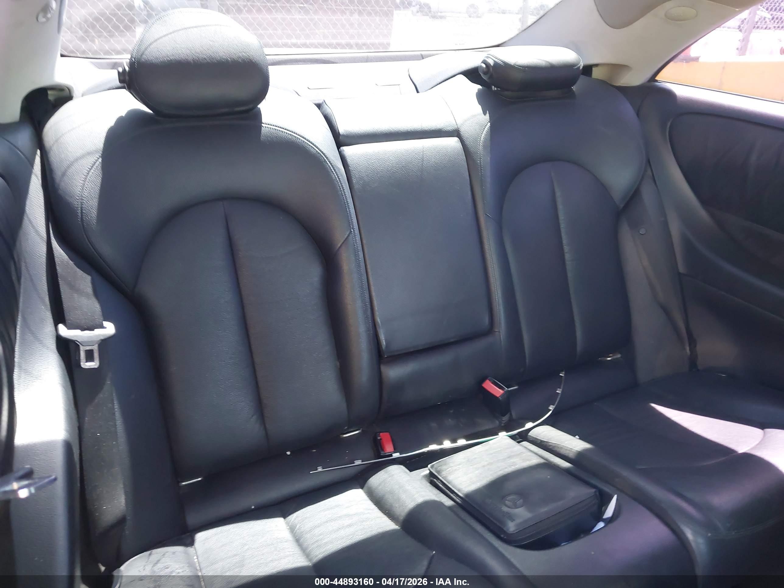 MERCEDES-BENZ CLK image 8