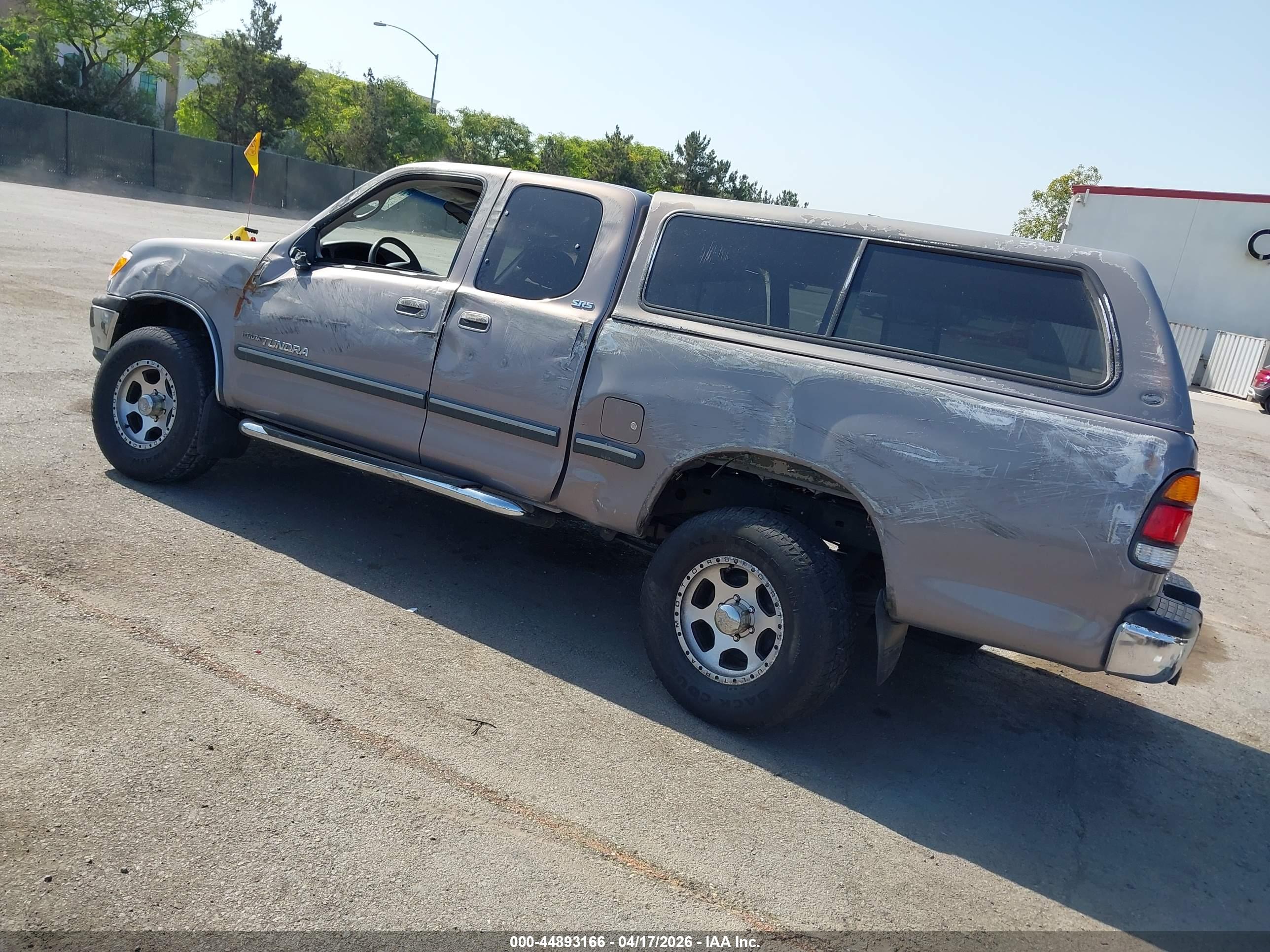 TOYOTA TUNDRA image 3