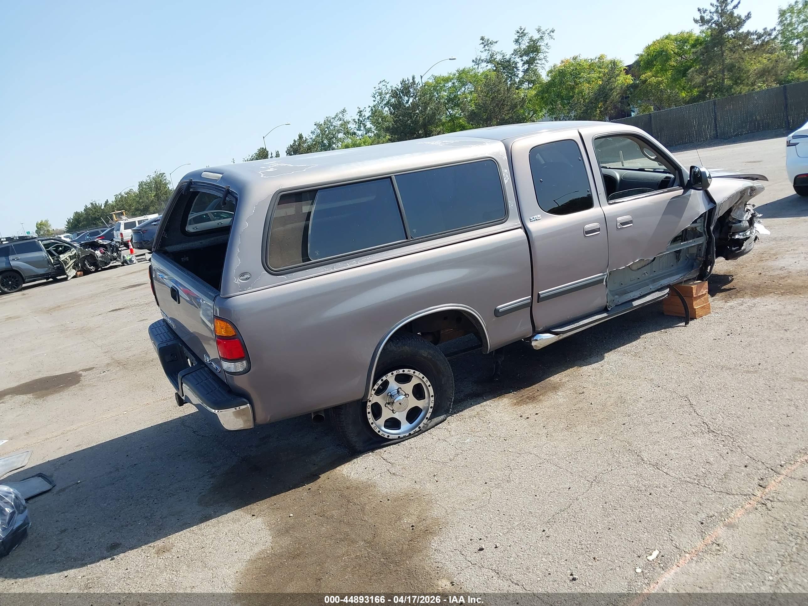 TOYOTA TUNDRA image 4