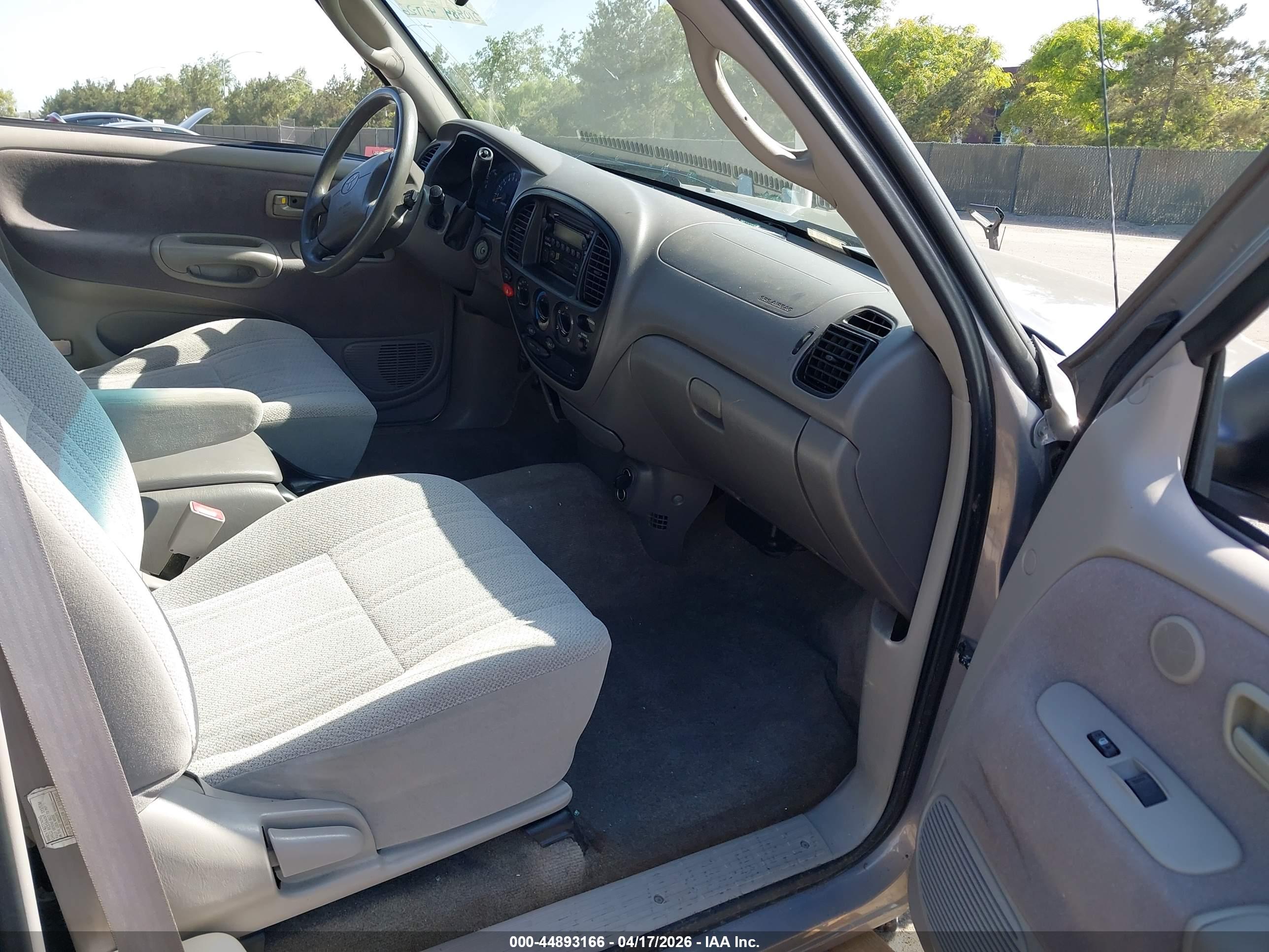 TOYOTA TUNDRA image 5