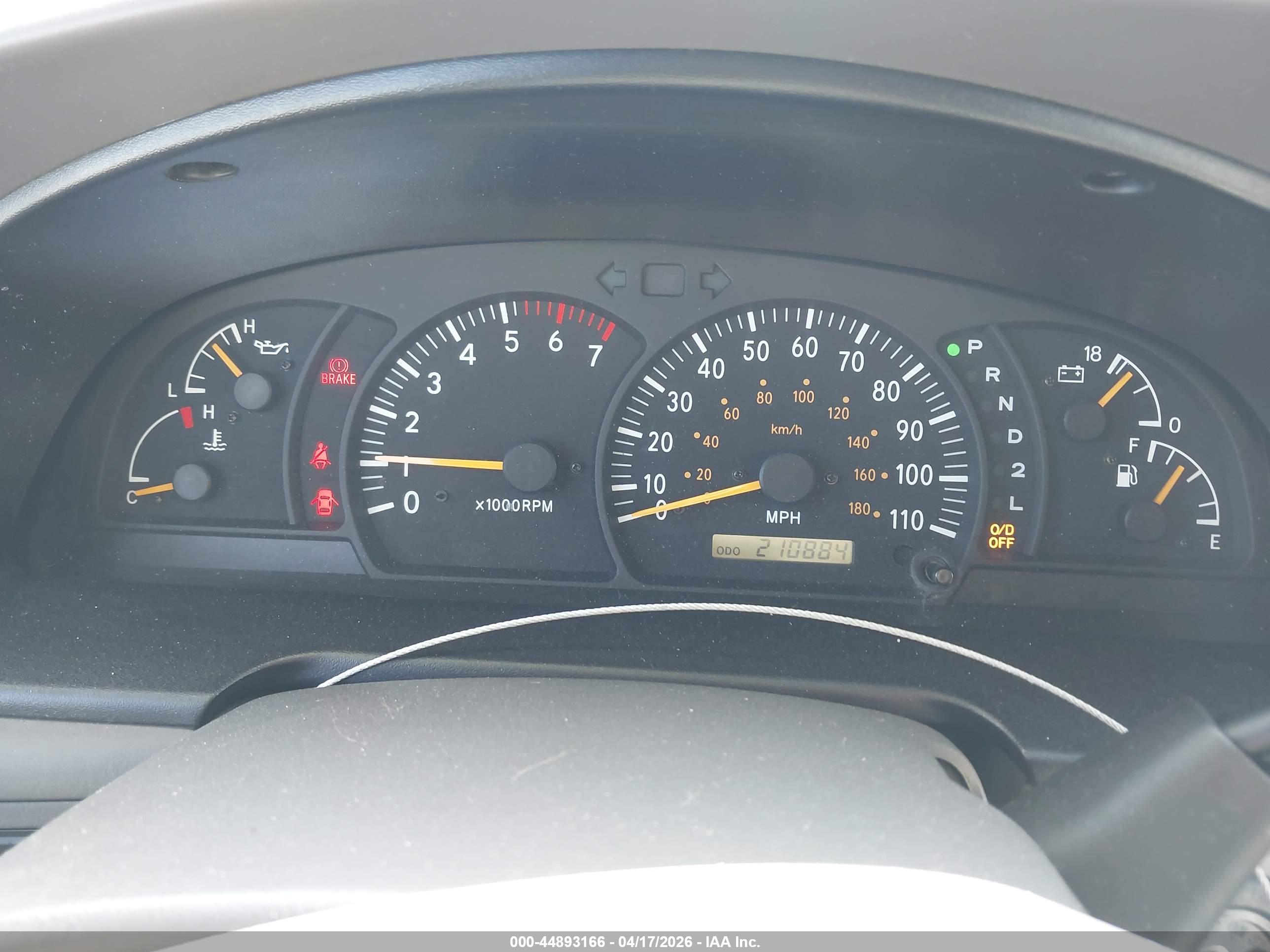 TOYOTA TUNDRA image 7