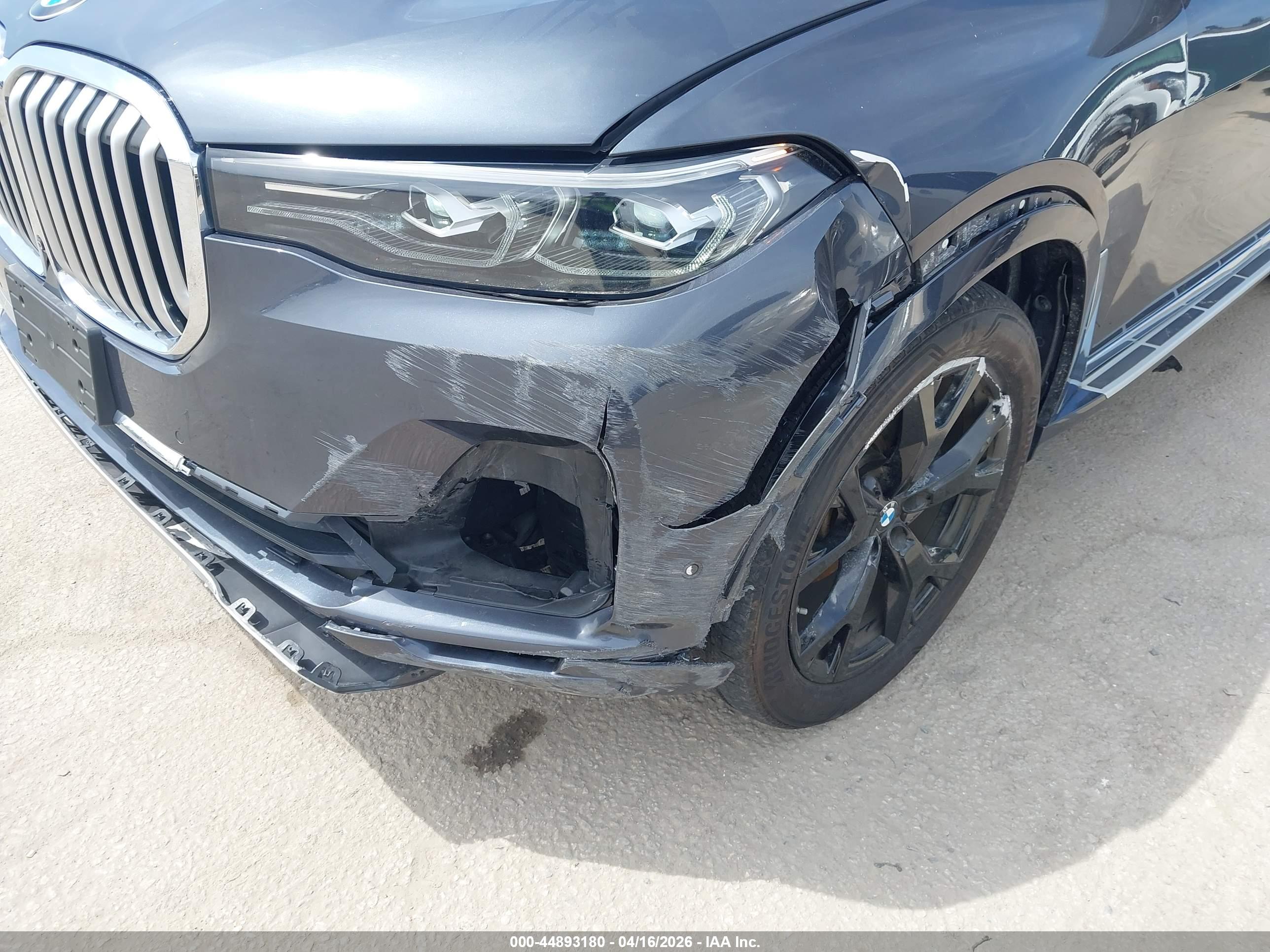BMW X7 image 6
