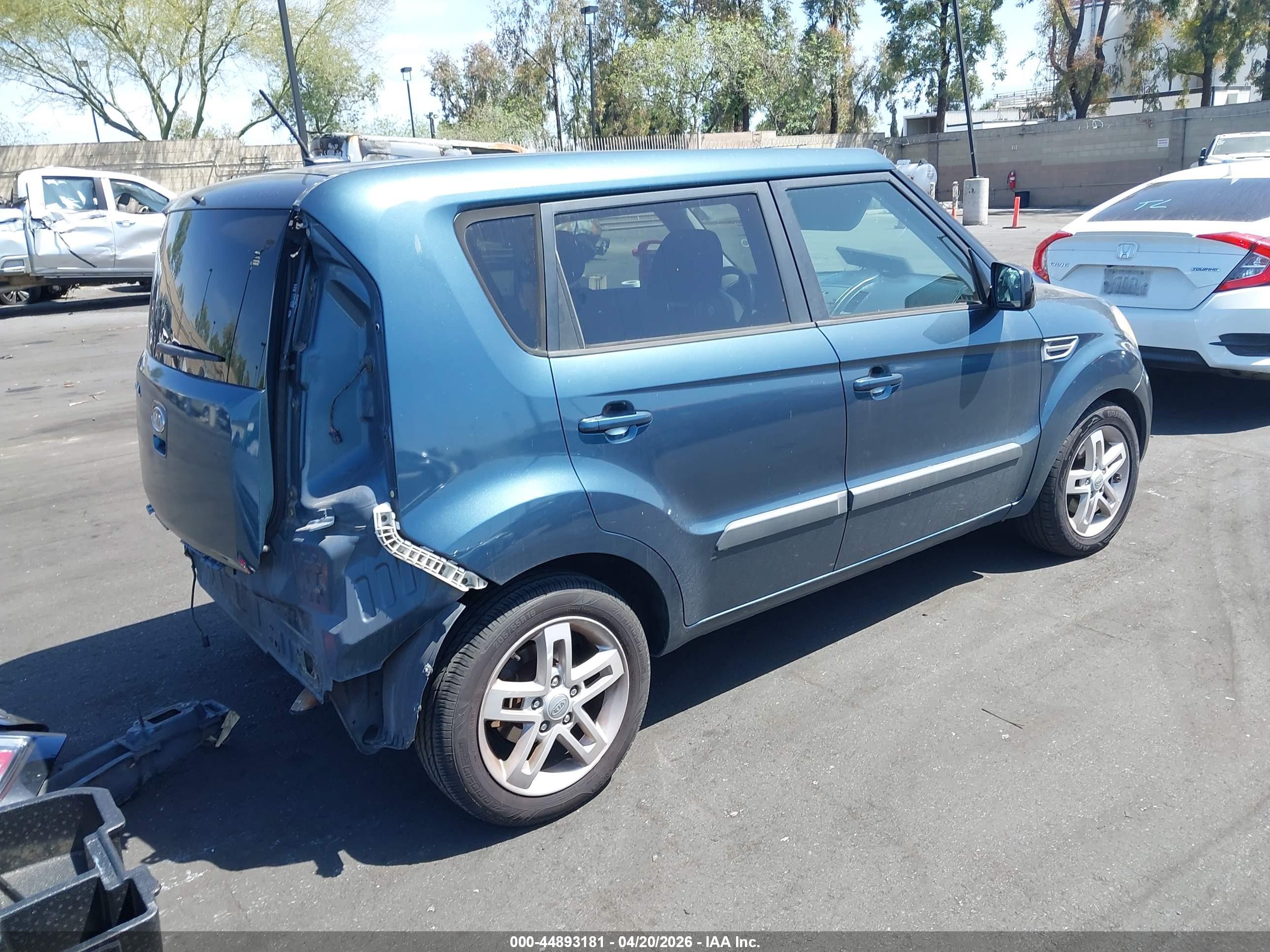 KIA SOUL image 4