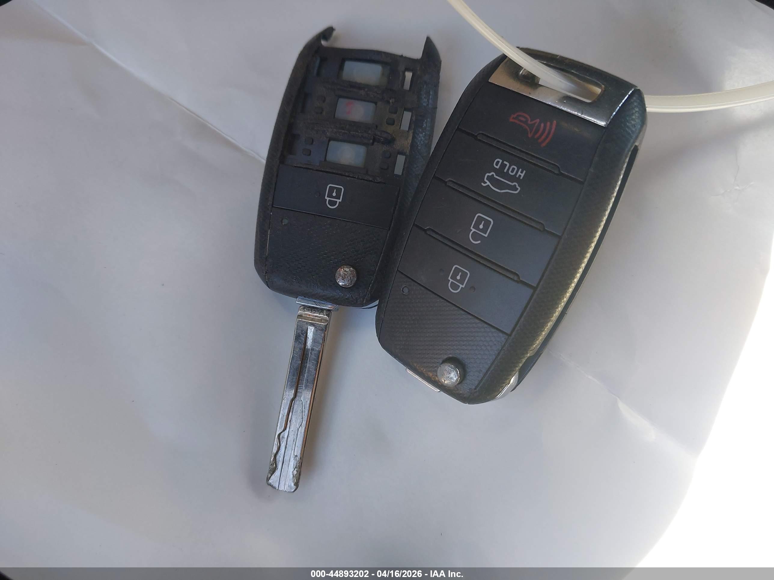 KIA OPTIMA image 11