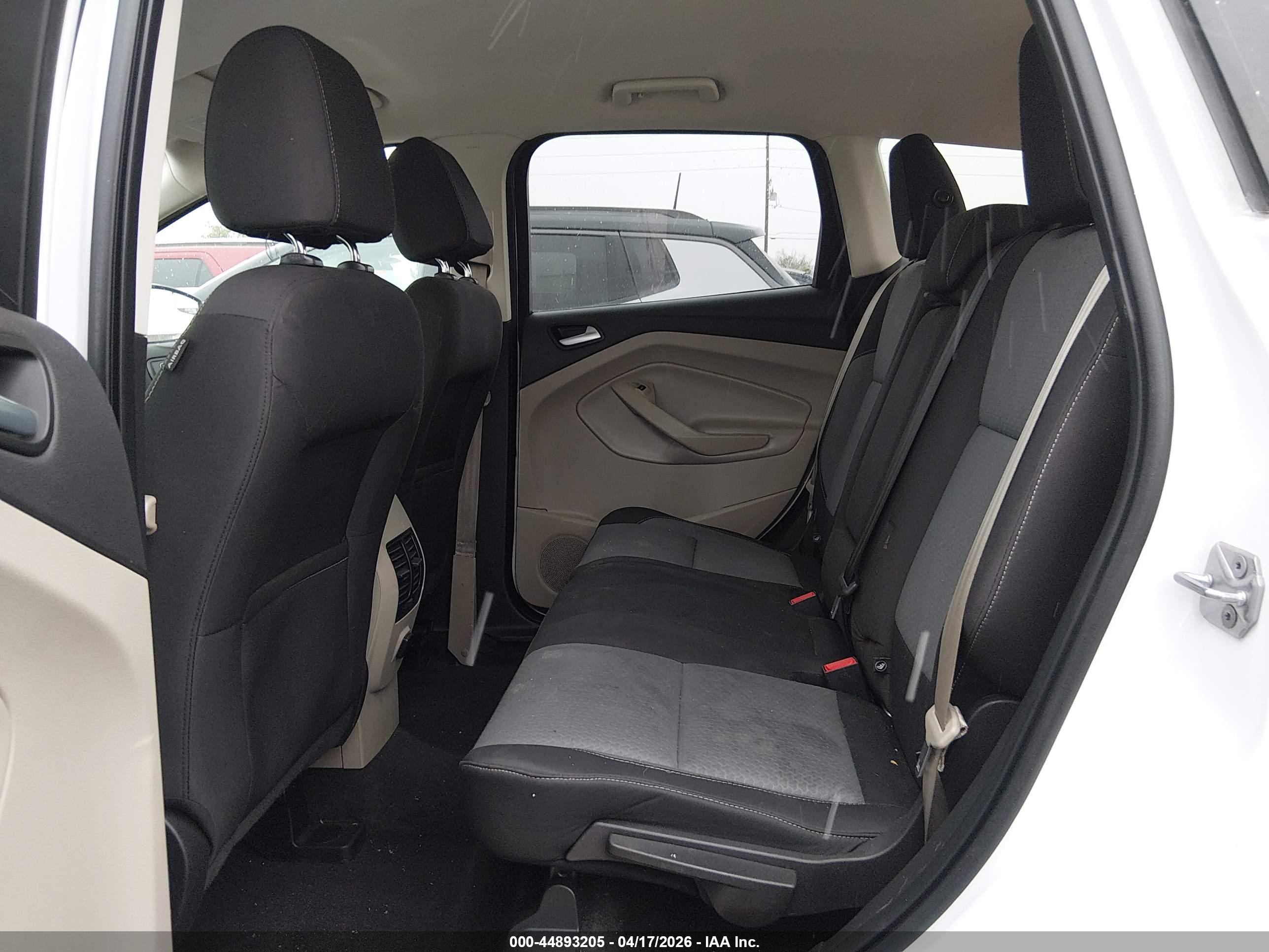 FORD ESCAPE image 8