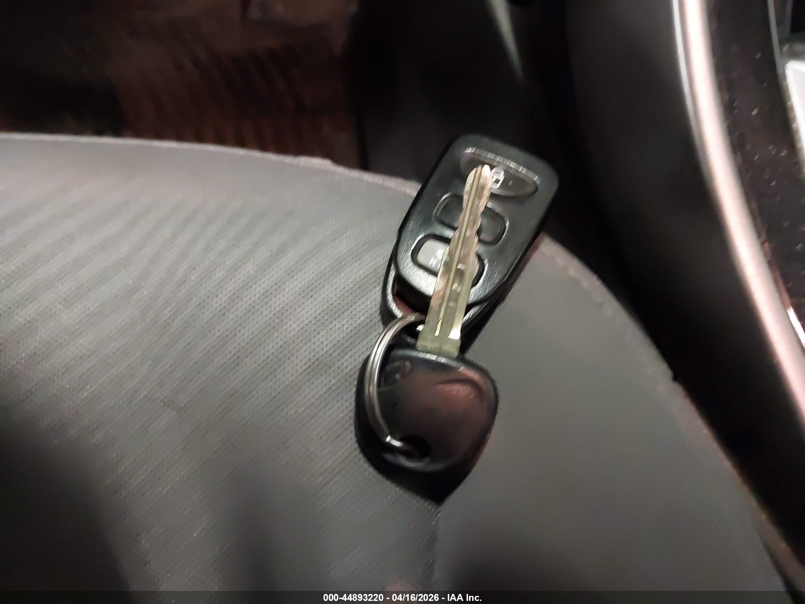HYUNDAI ELANTRA image 11