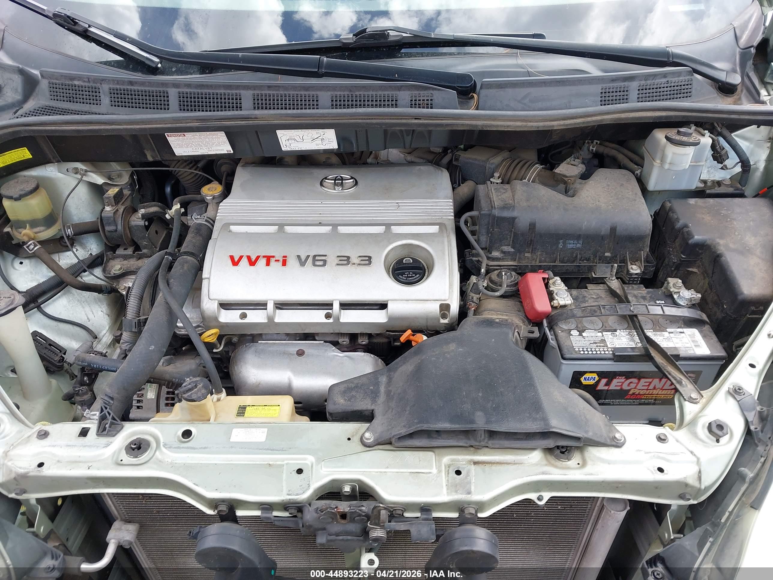 TOYOTA SIENNA image 10