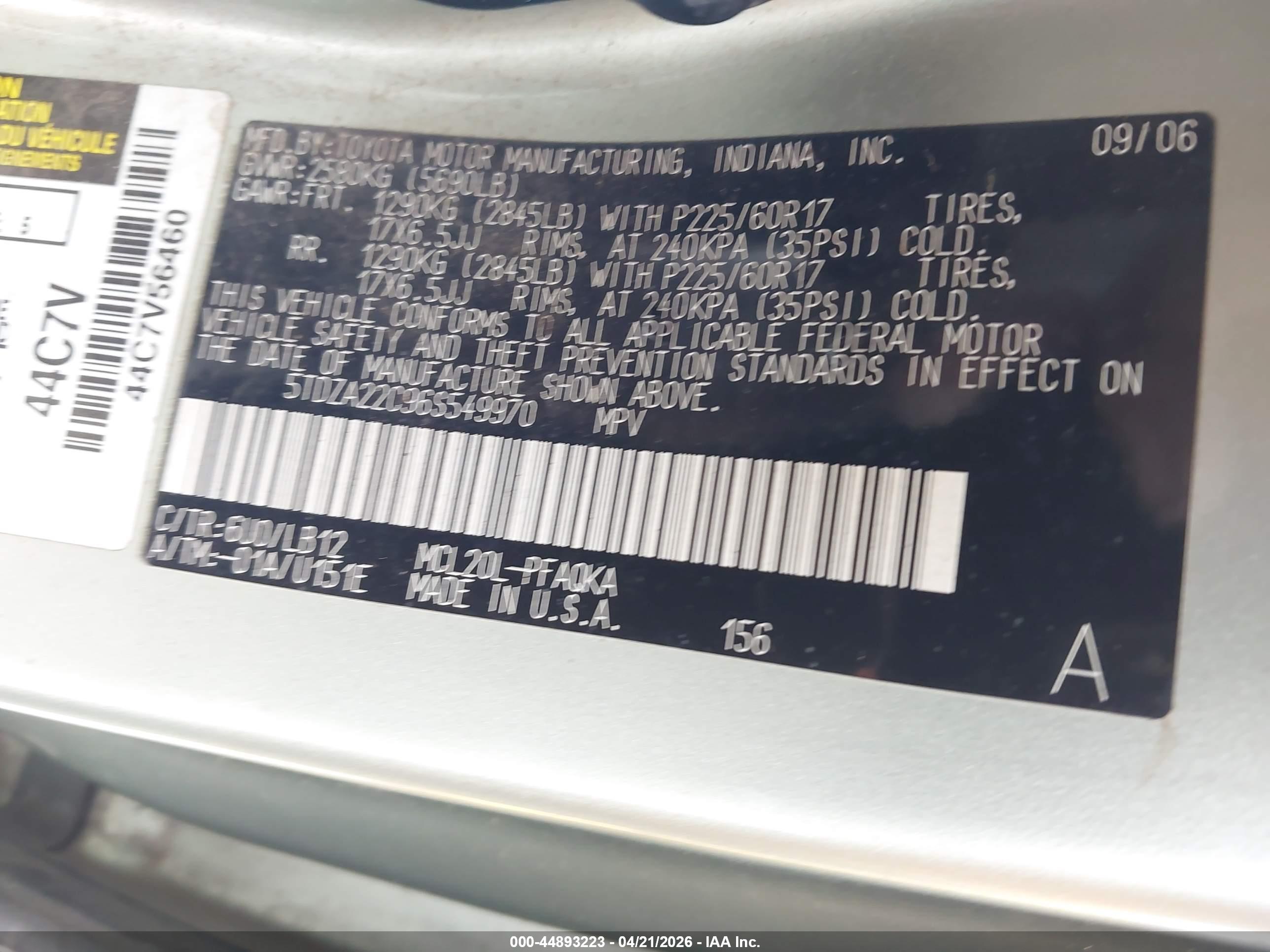 TOYOTA SIENNA image 9
