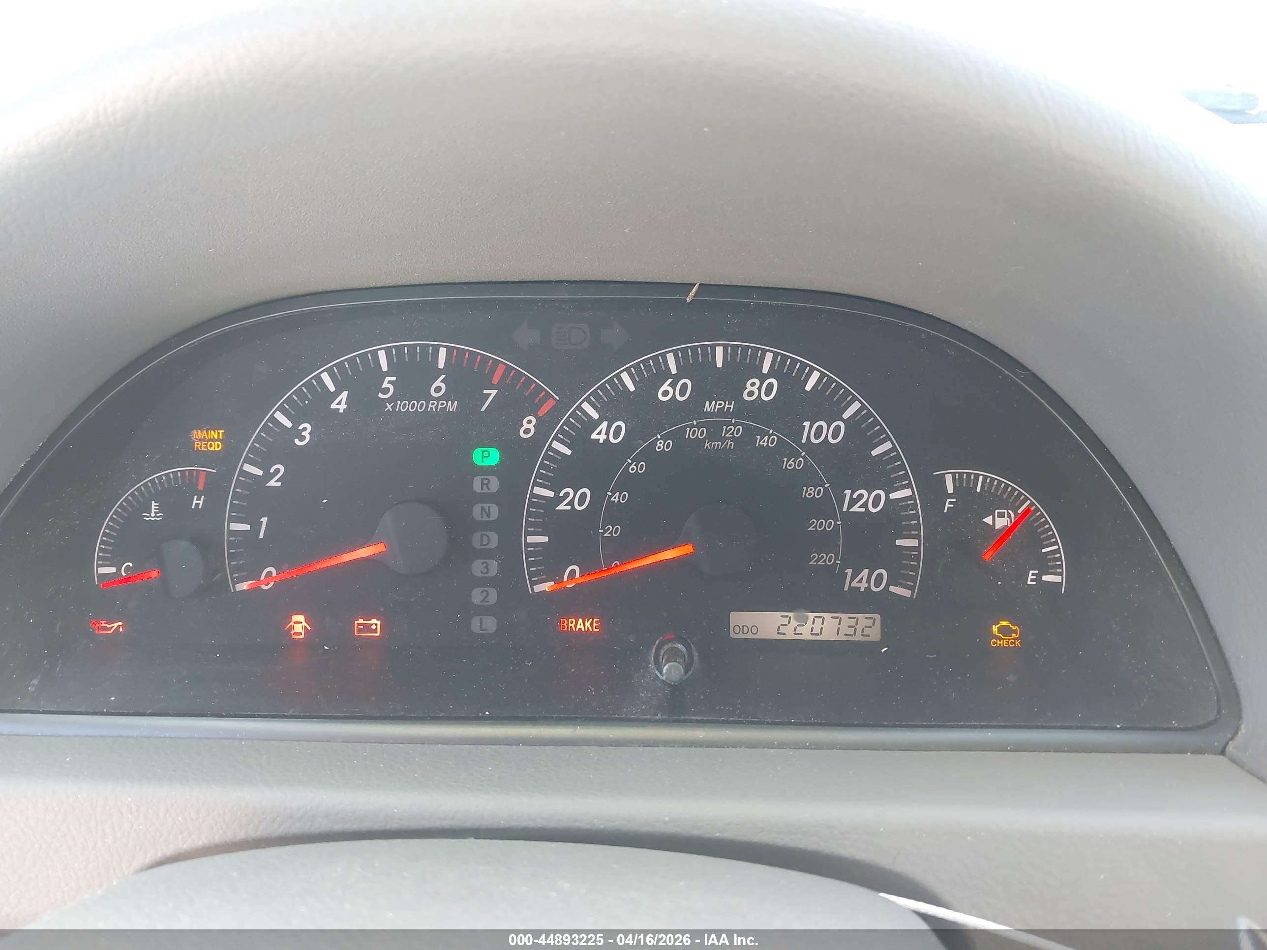 TOYOTA CAMRY image 7