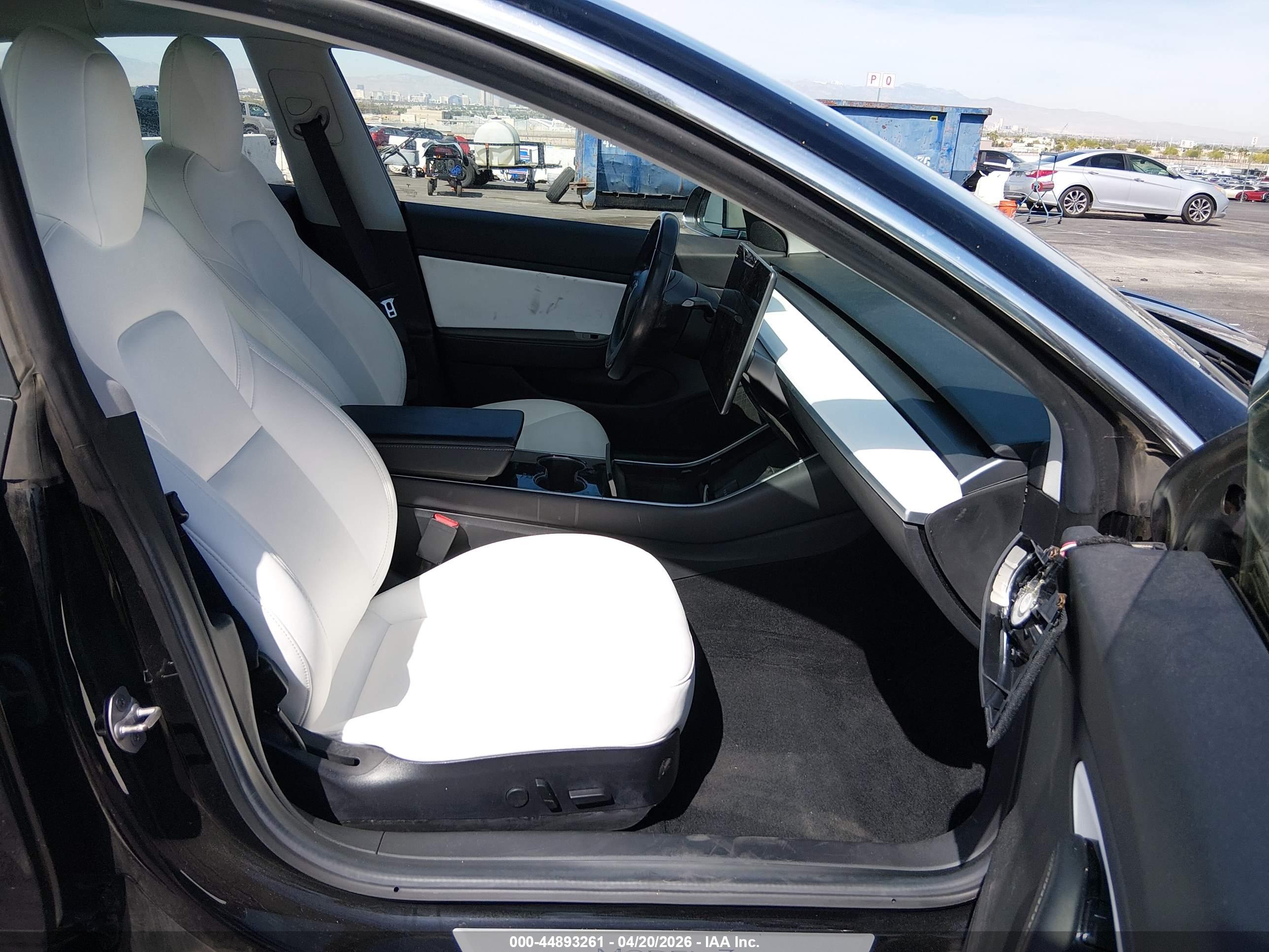 TESLA MODEL image 5