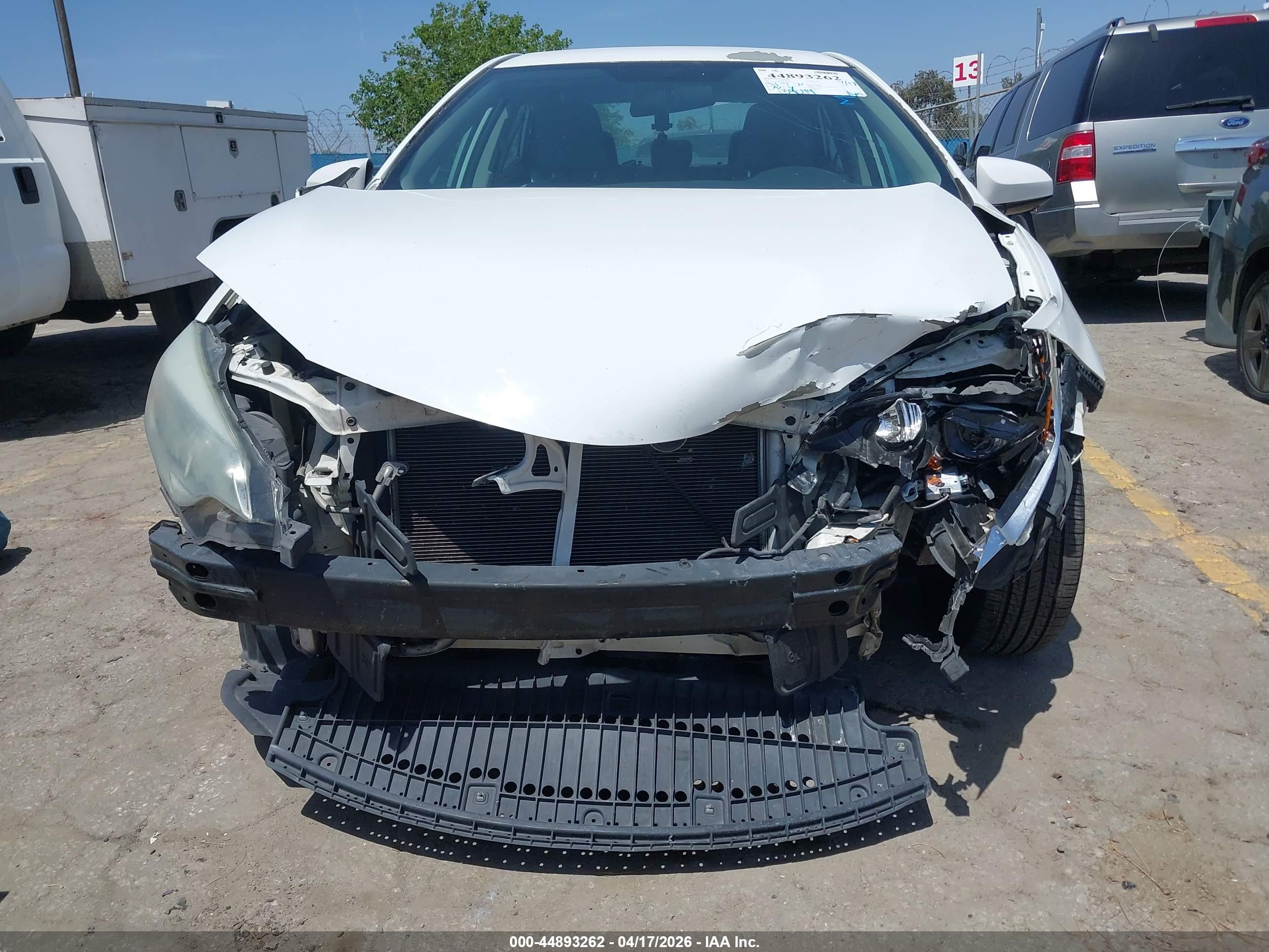 TOYOTA COROLLA image 6