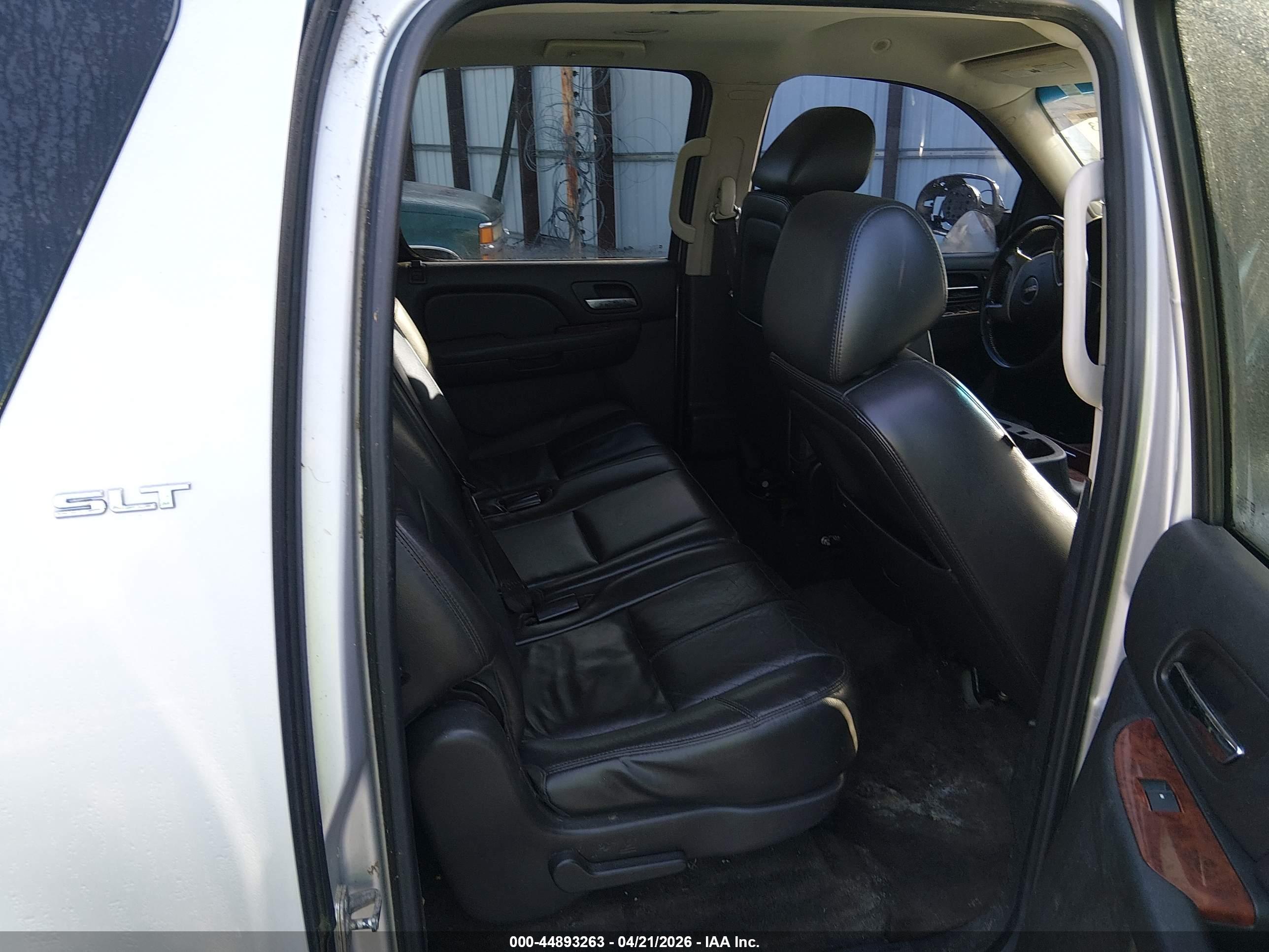 GMC YUKON image 8
