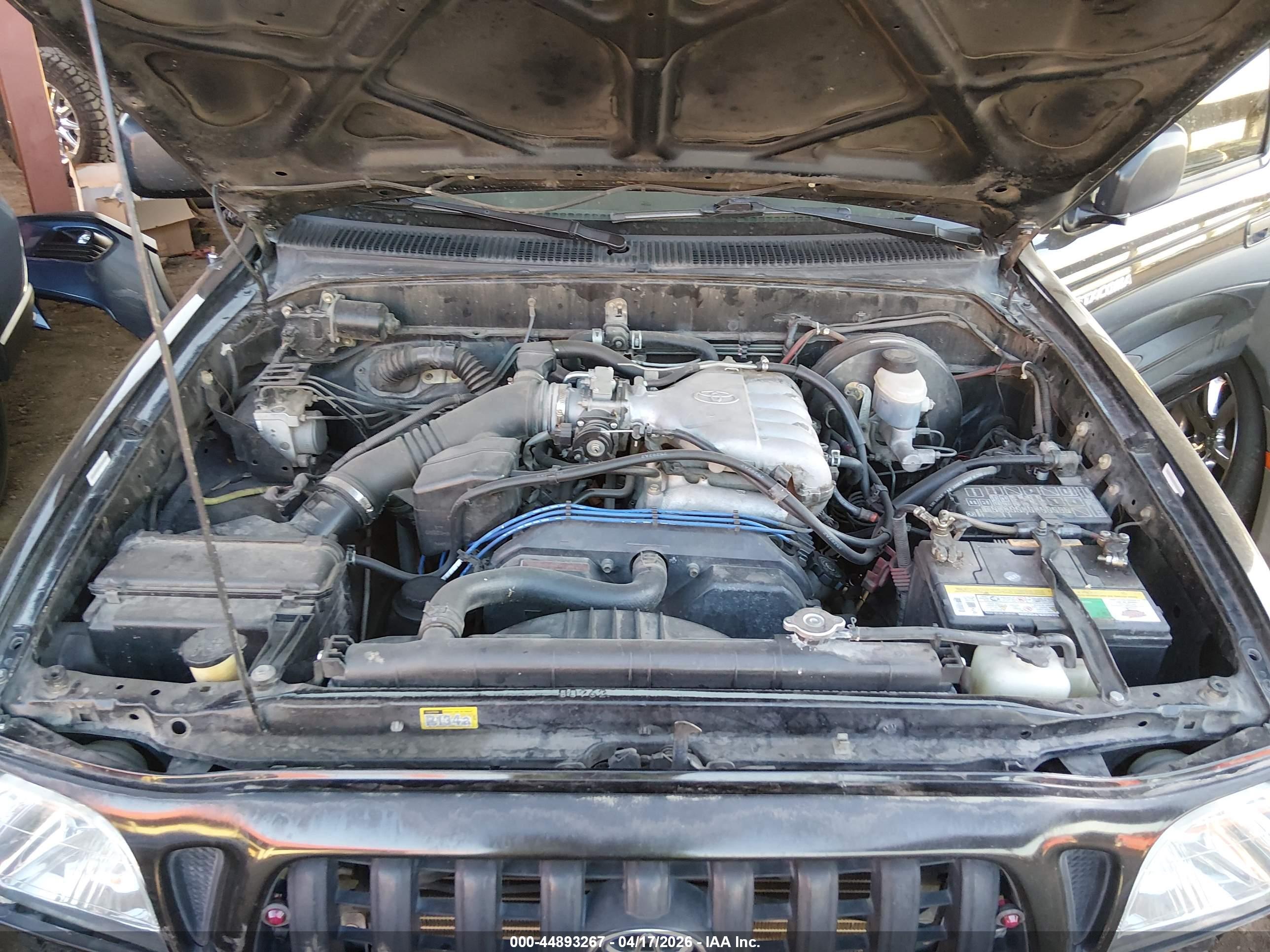 TOYOTA TACOMA image 10