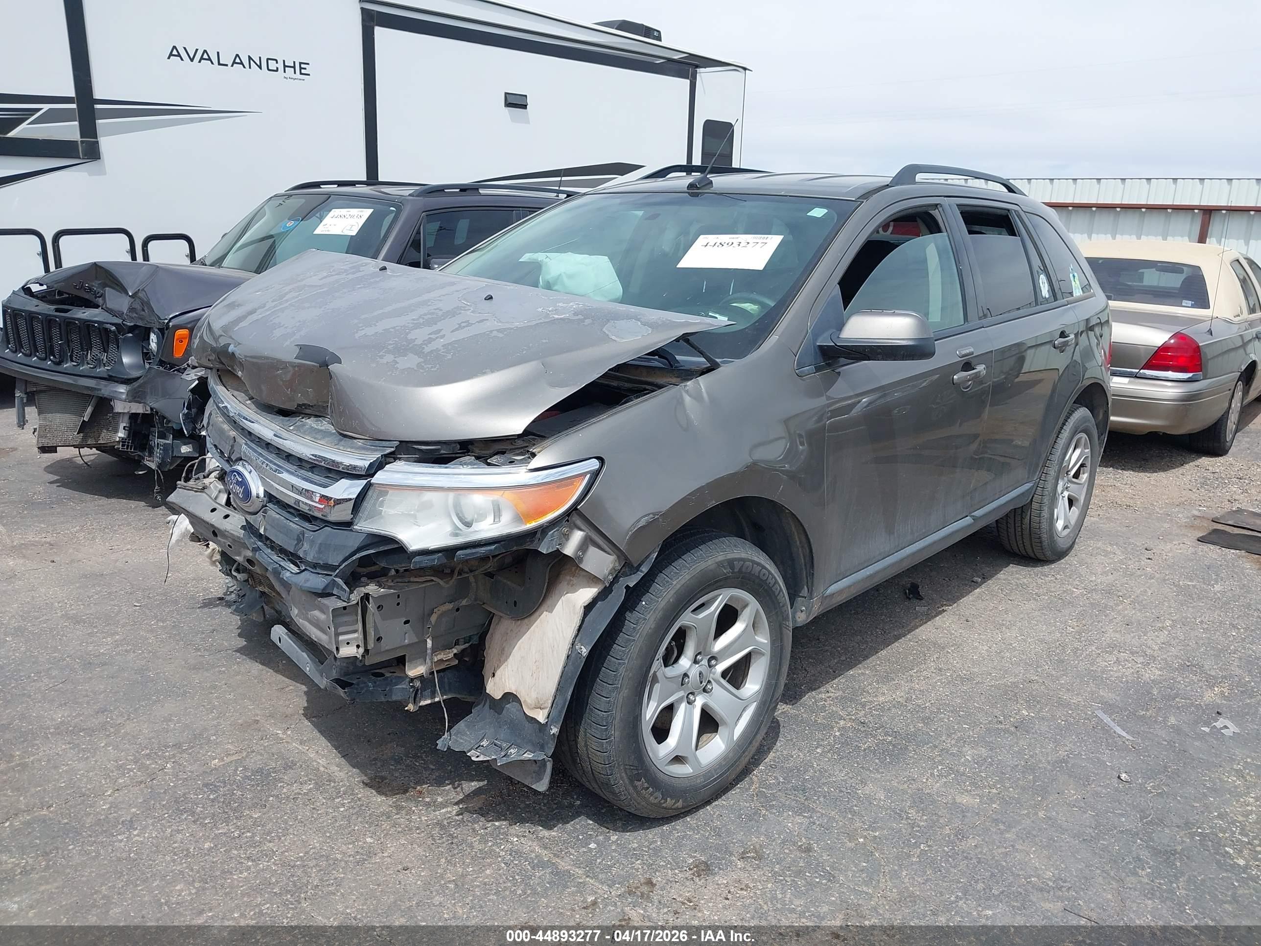 FORD EDGE image 2