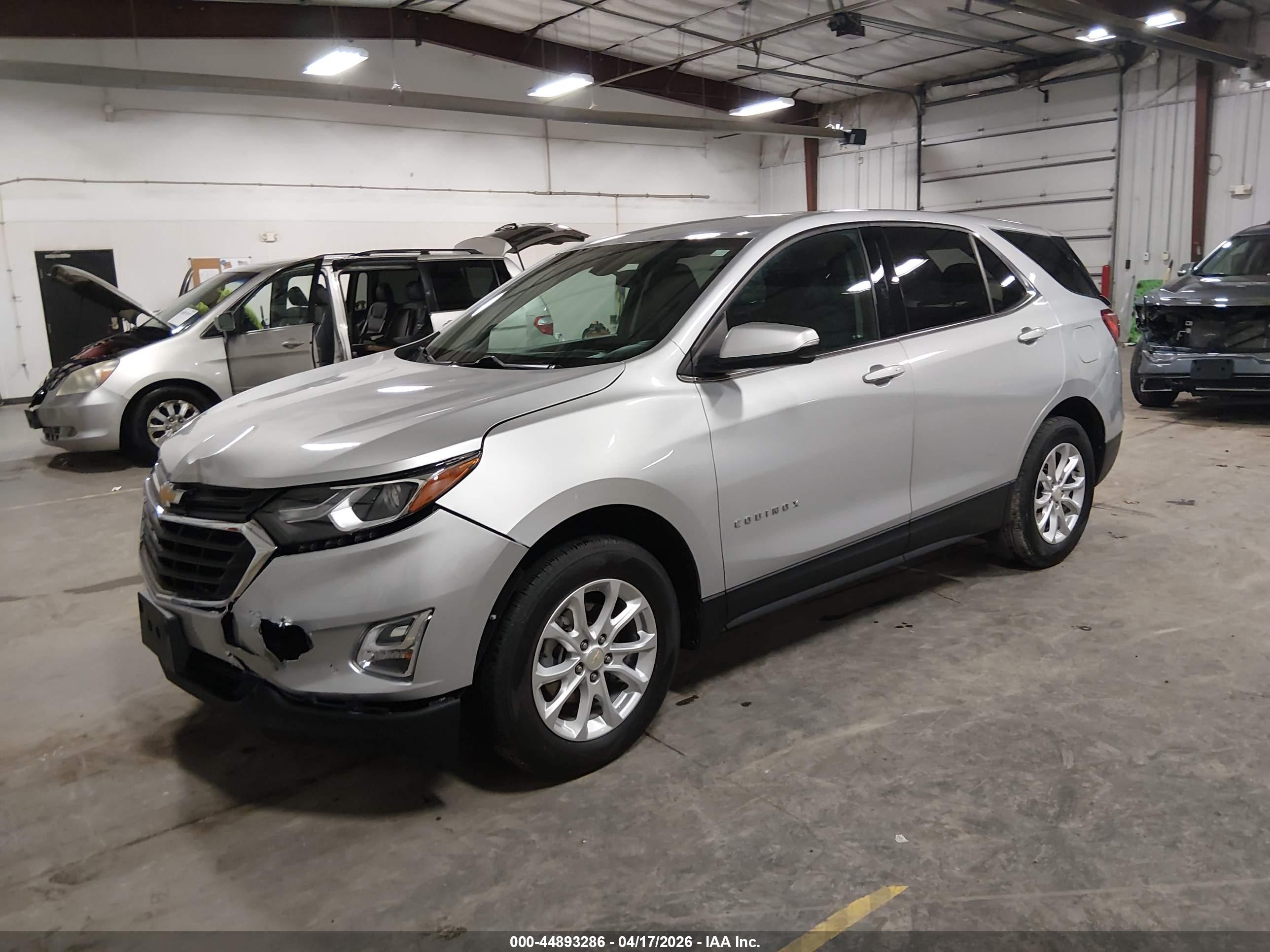 CHEVROLET EQUINOX image 2