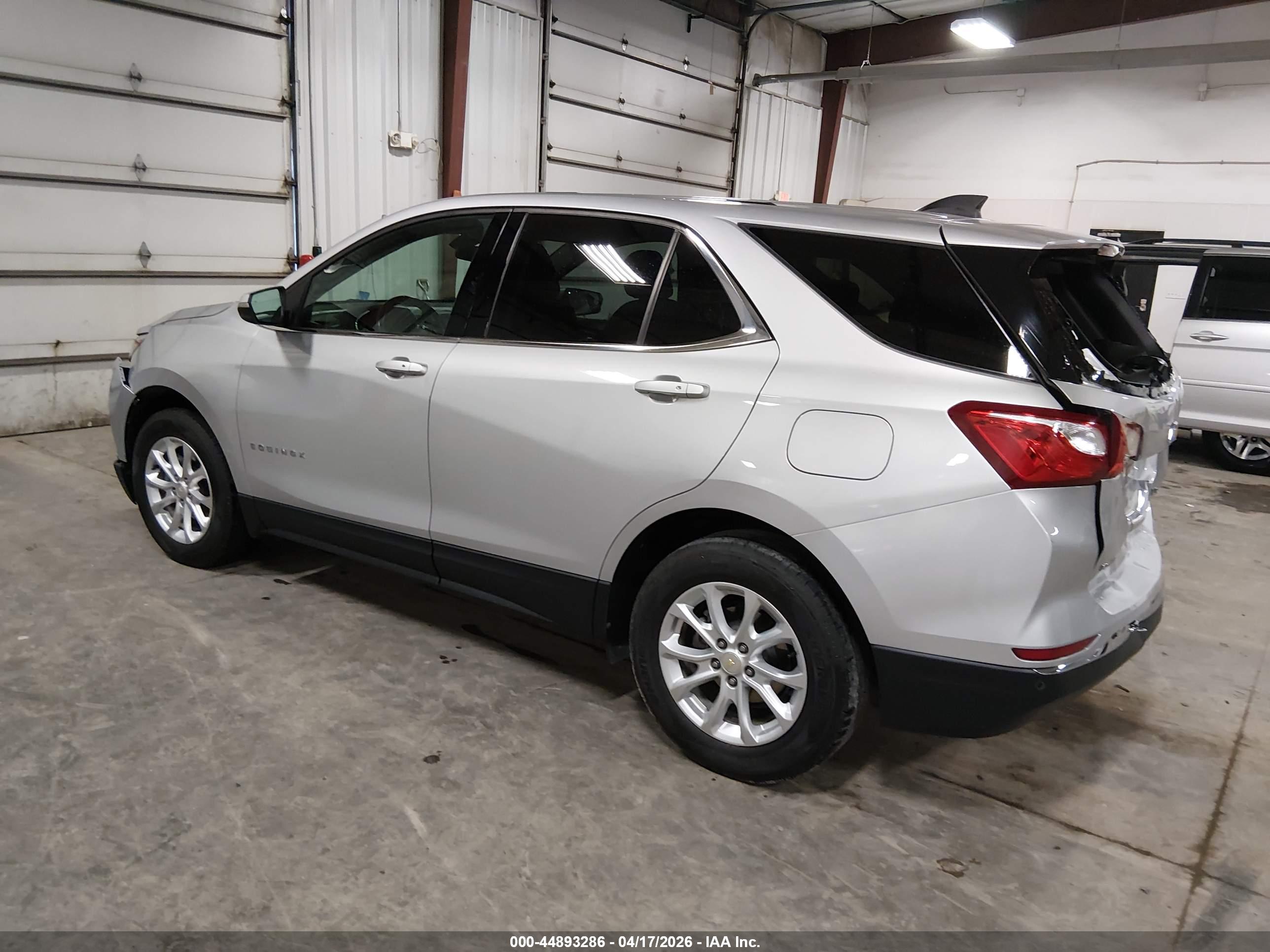 CHEVROLET EQUINOX image 3