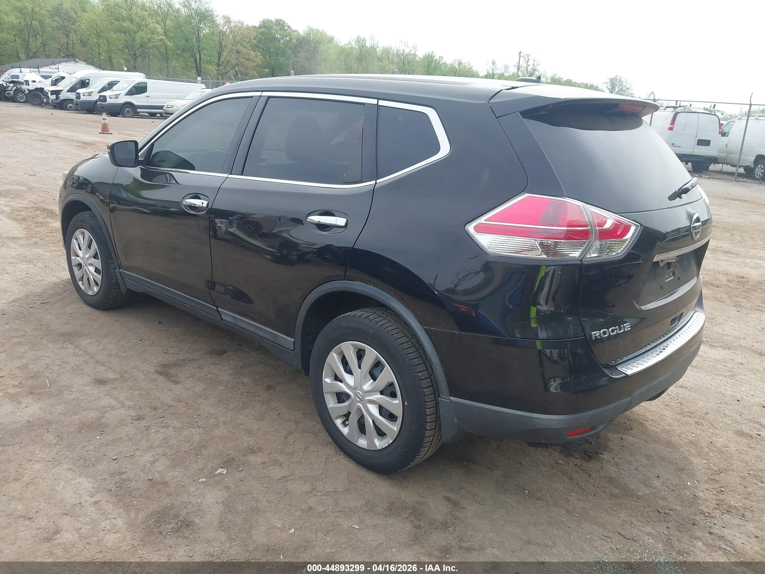 NISSAN ROGUE image 3