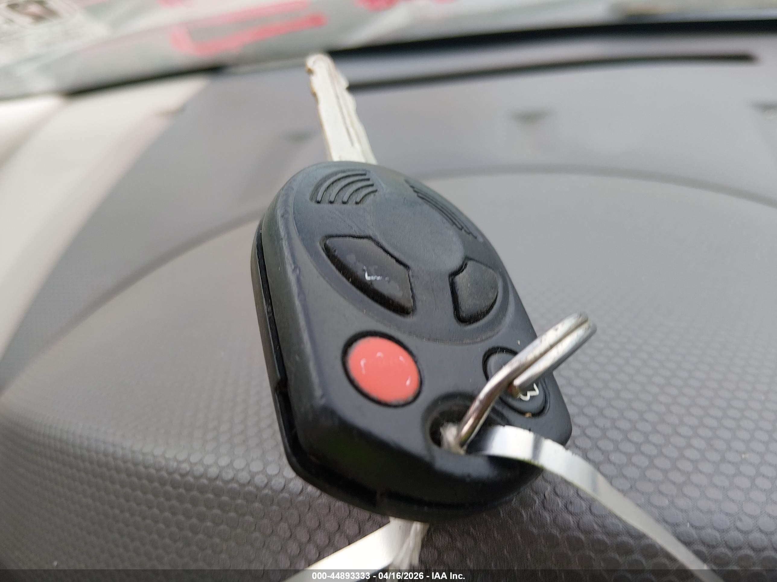 FORD ESCAPE image 11