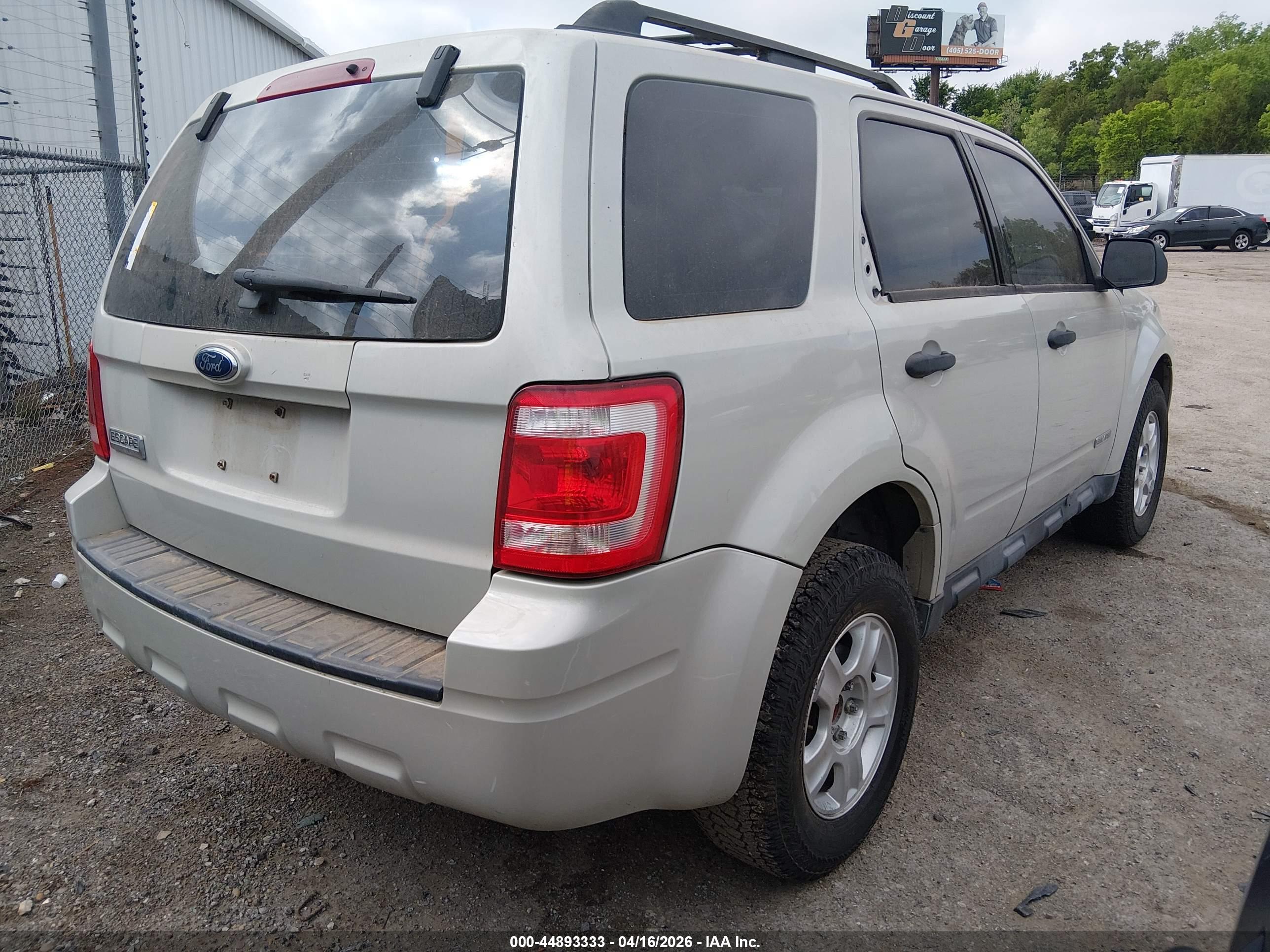 FORD ESCAPE image 4