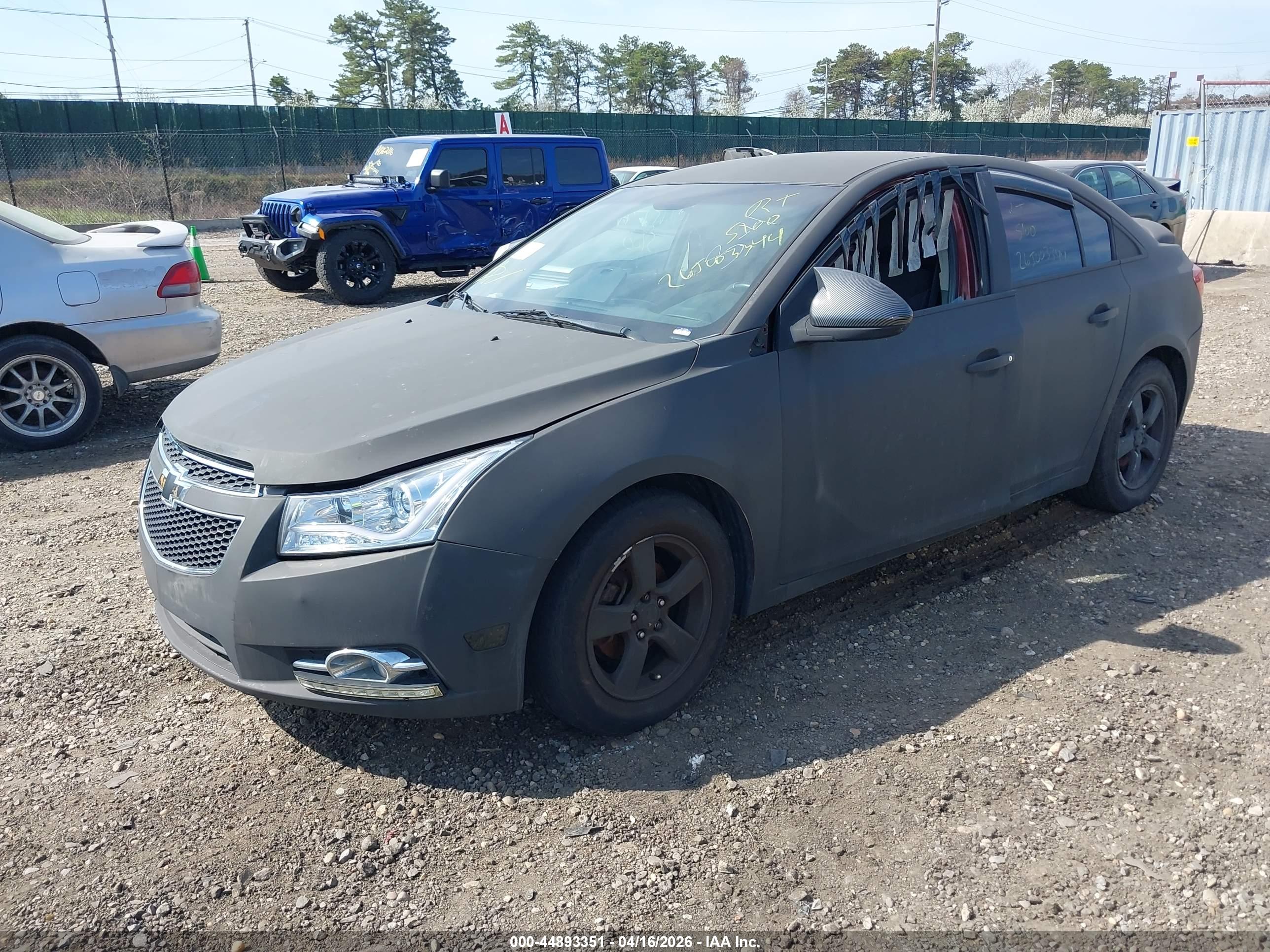 CHEVROLET CRUZE image 2