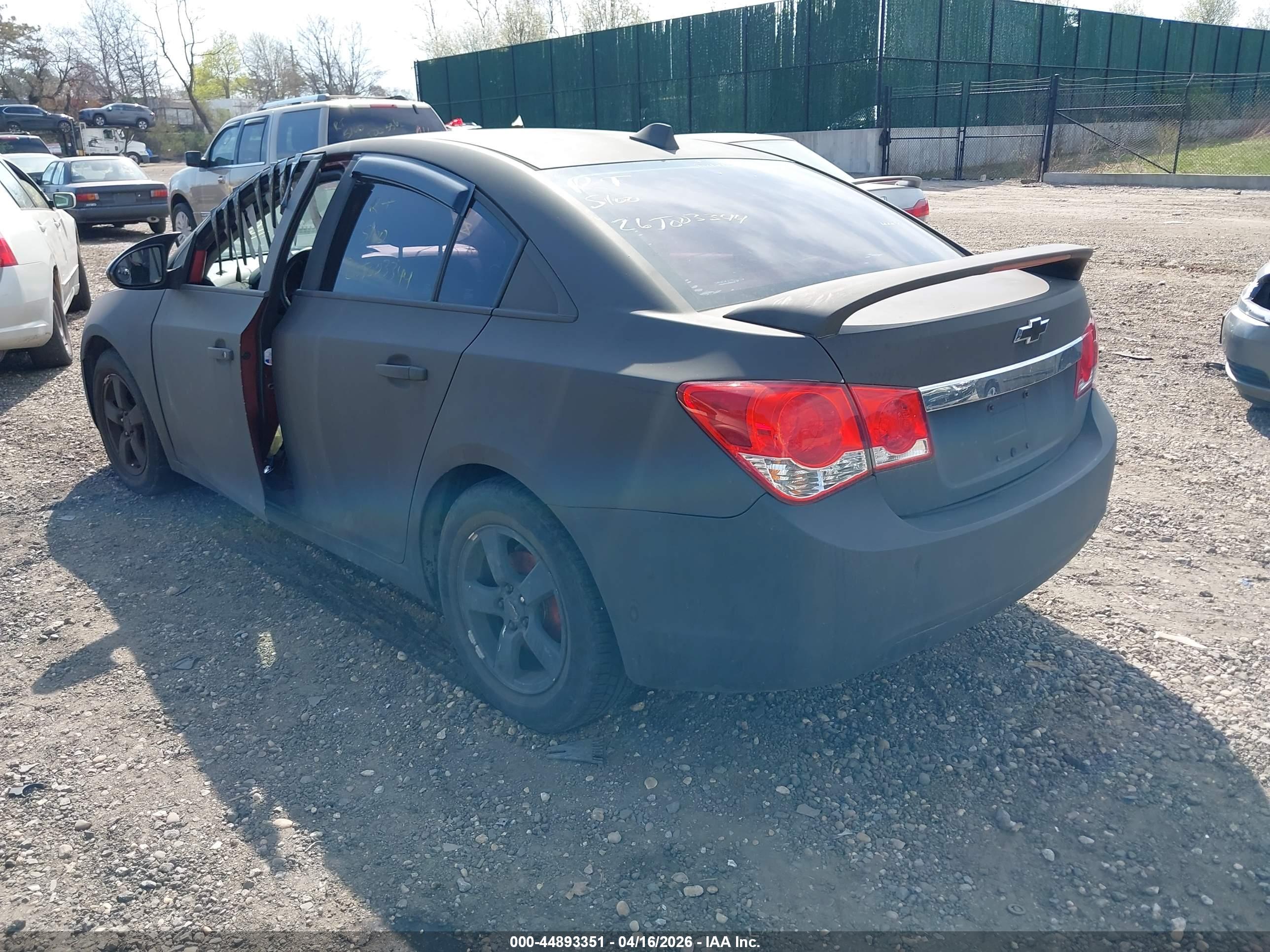 CHEVROLET CRUZE image 3