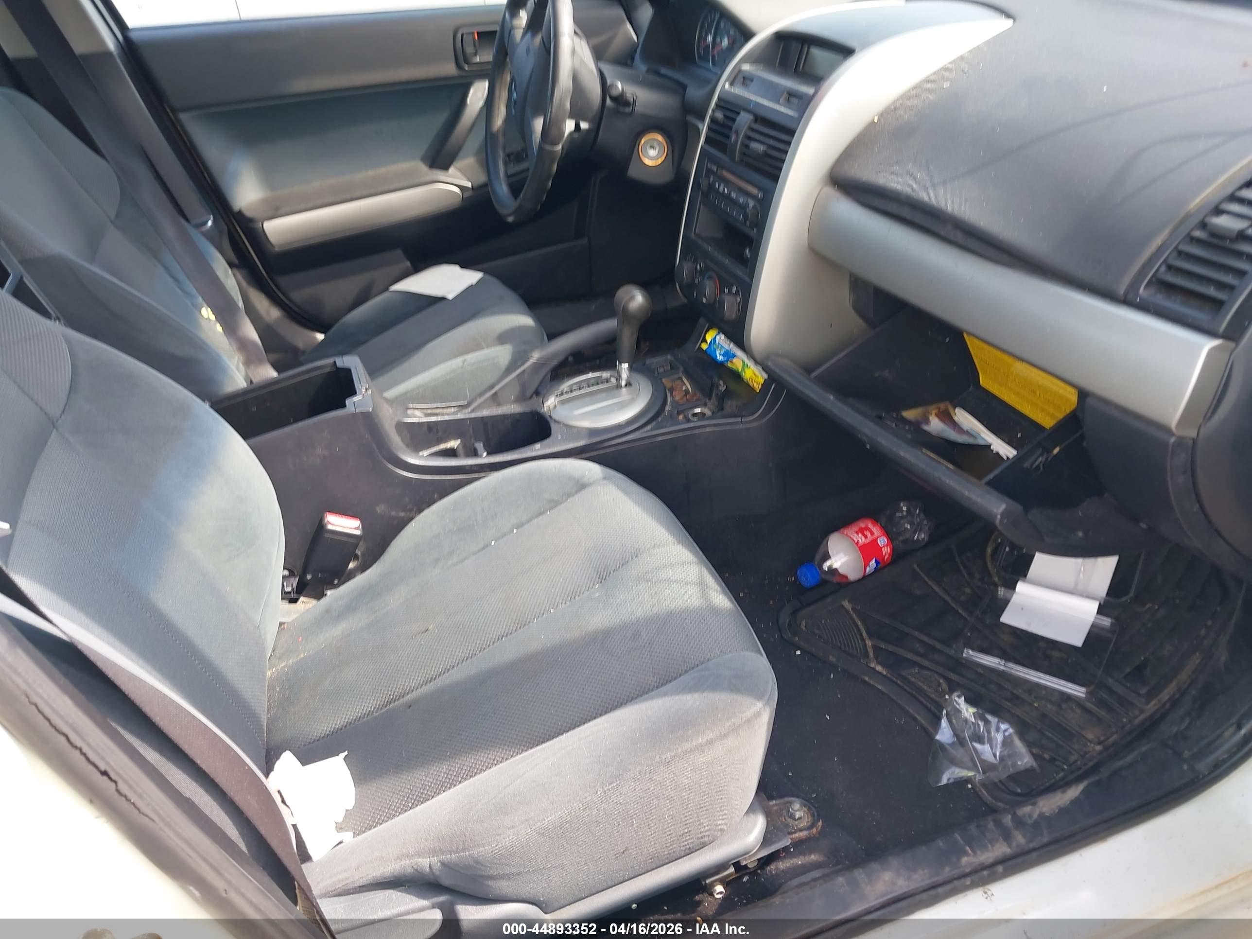 MITSUBISHI GALANT image 5