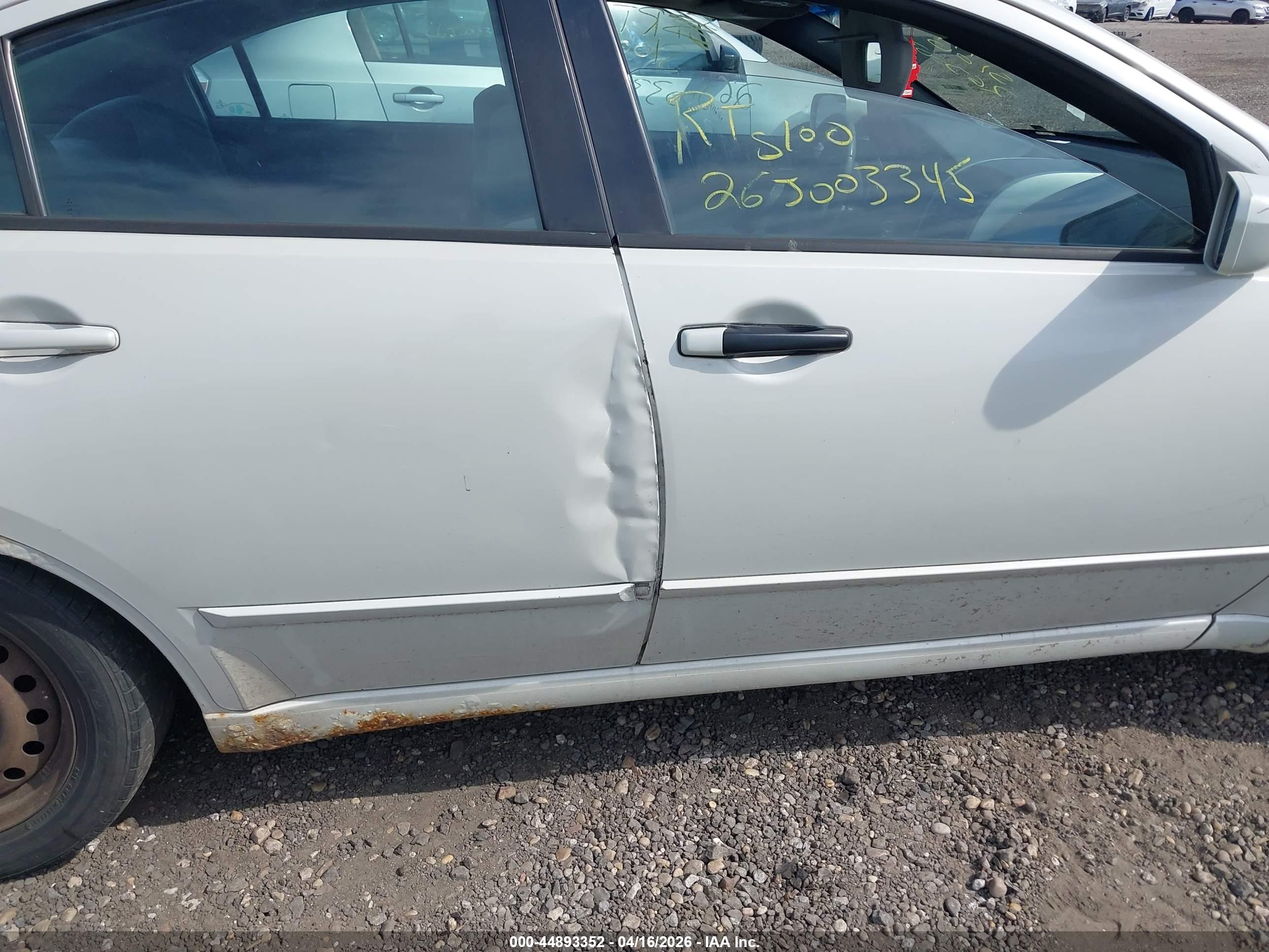 MITSUBISHI GALANT image 6
