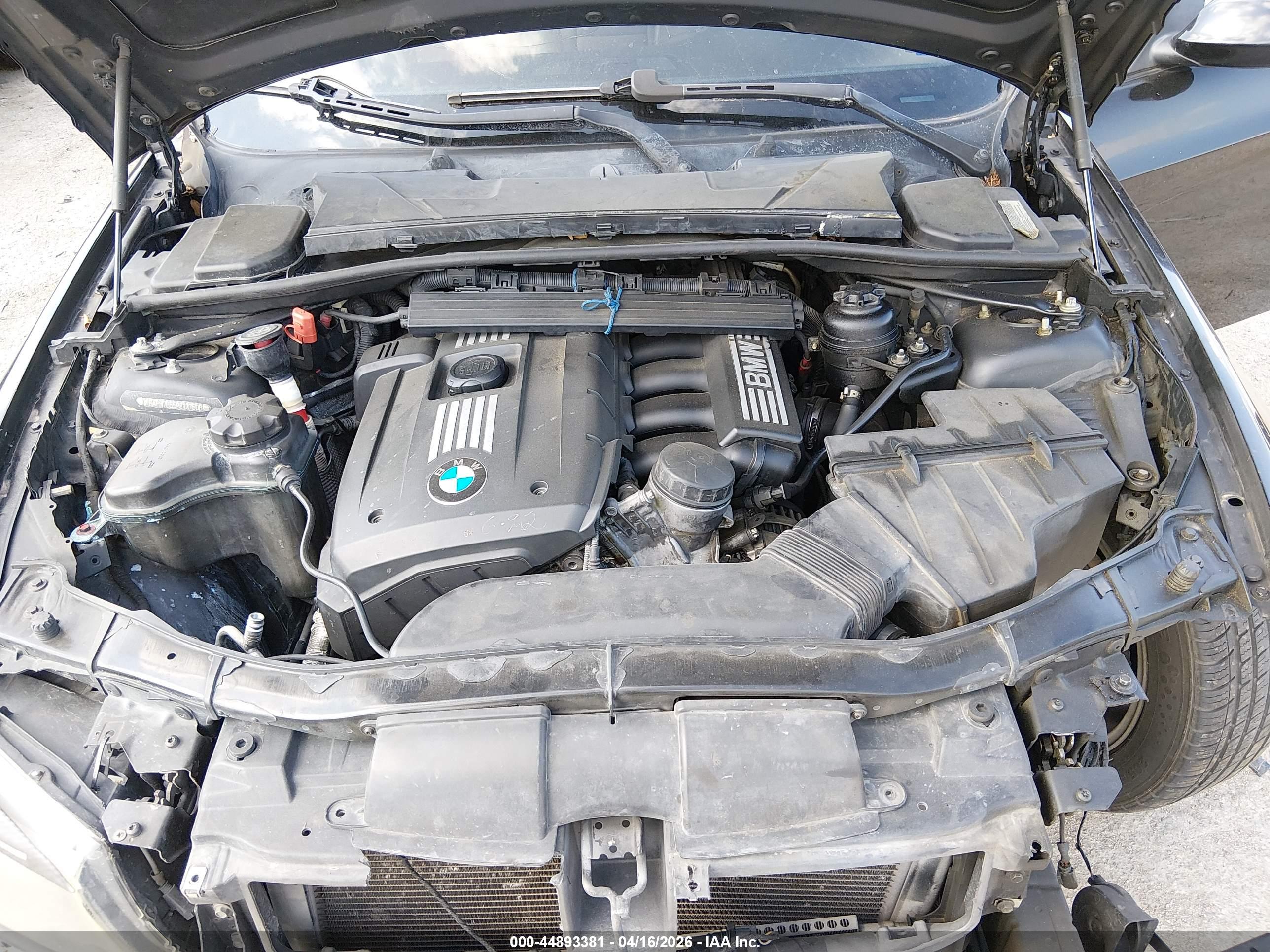 BMW 328I image 10