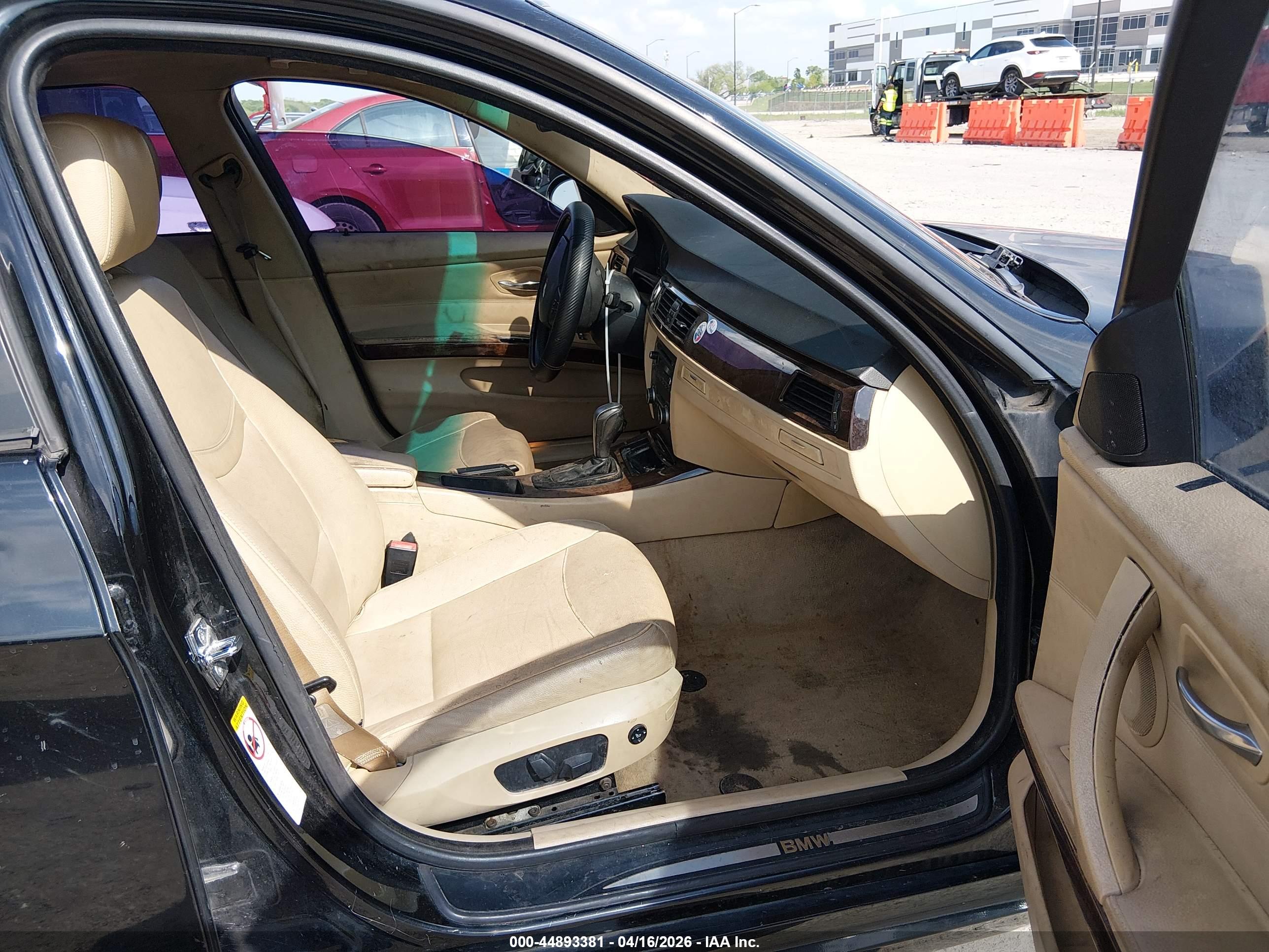 BMW 328I image 5